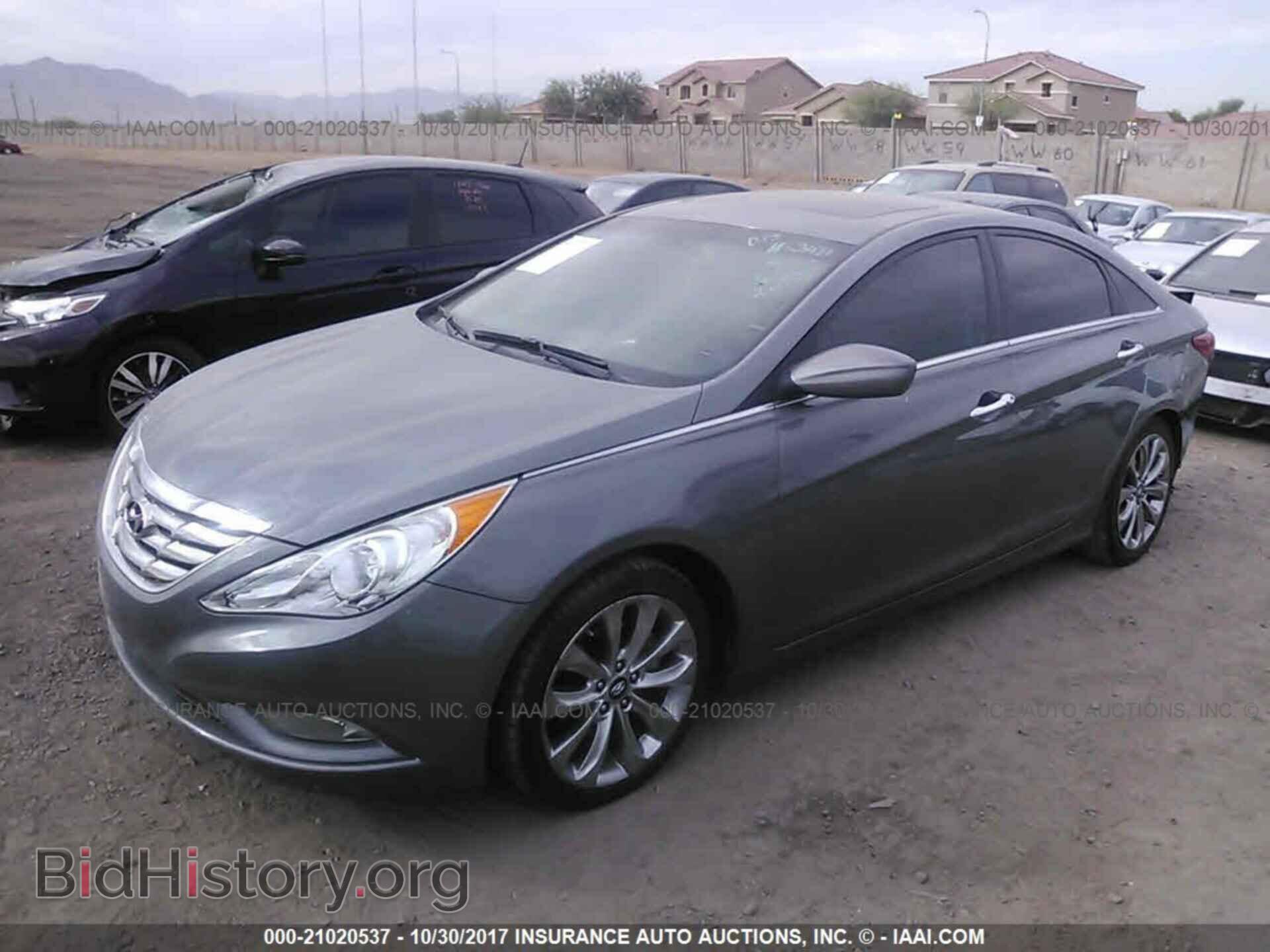 2012 Hyundai Sonata - VIN: 5NPEC4AC6CH367411 - Photo 2