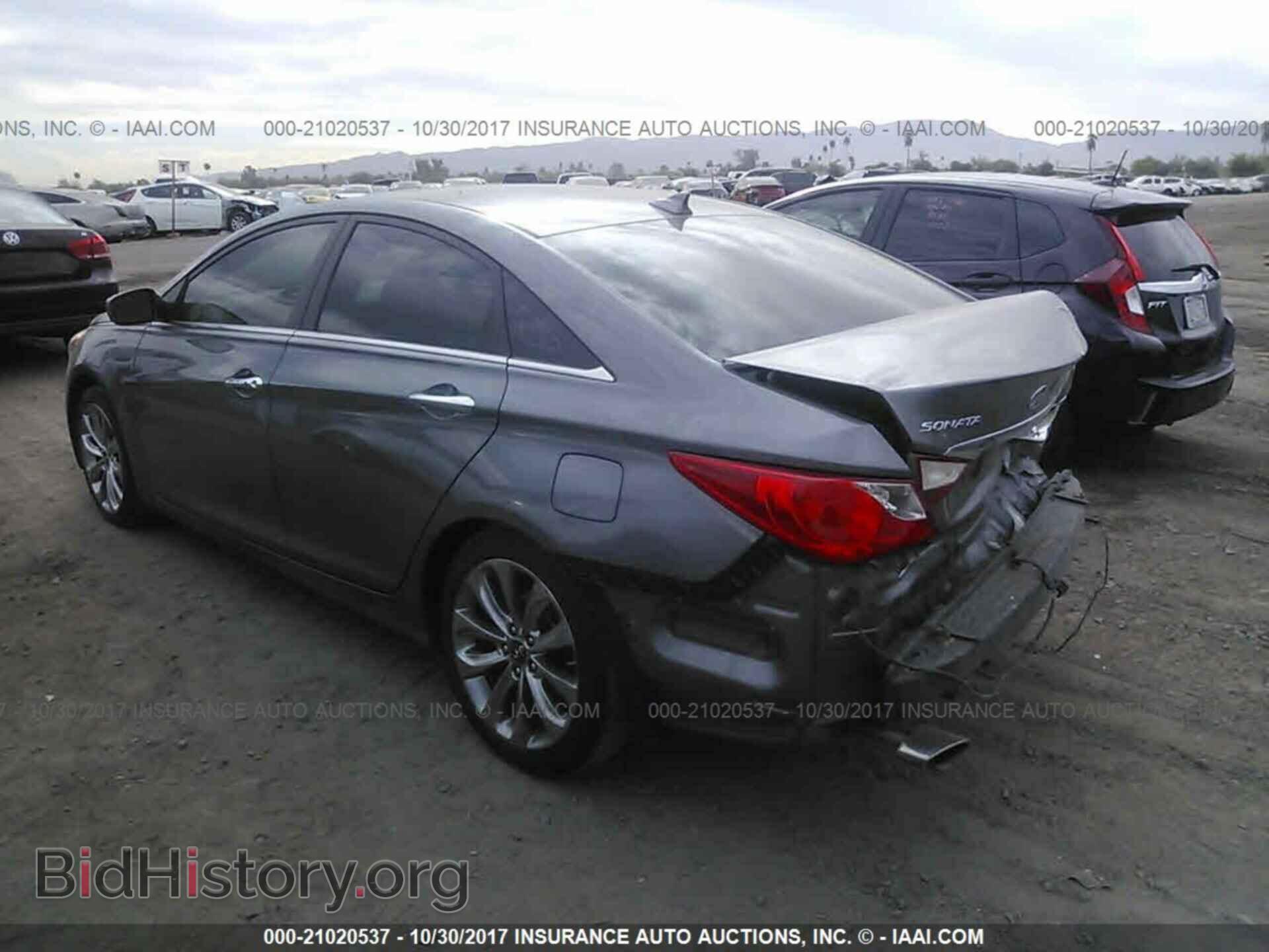 2012 Hyundai Sonata - VIN: 5NPEC4AC6CH367411 - Photo 3
