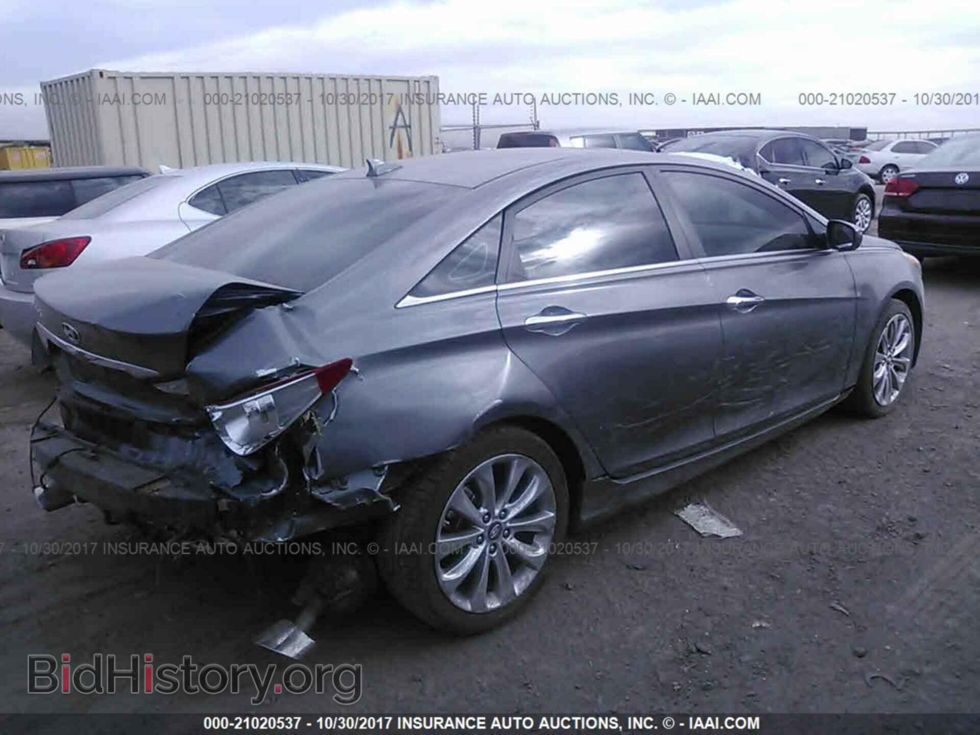 2012 Hyundai Sonata - VIN: 5NPEC4AC6CH367411 - Photo 4