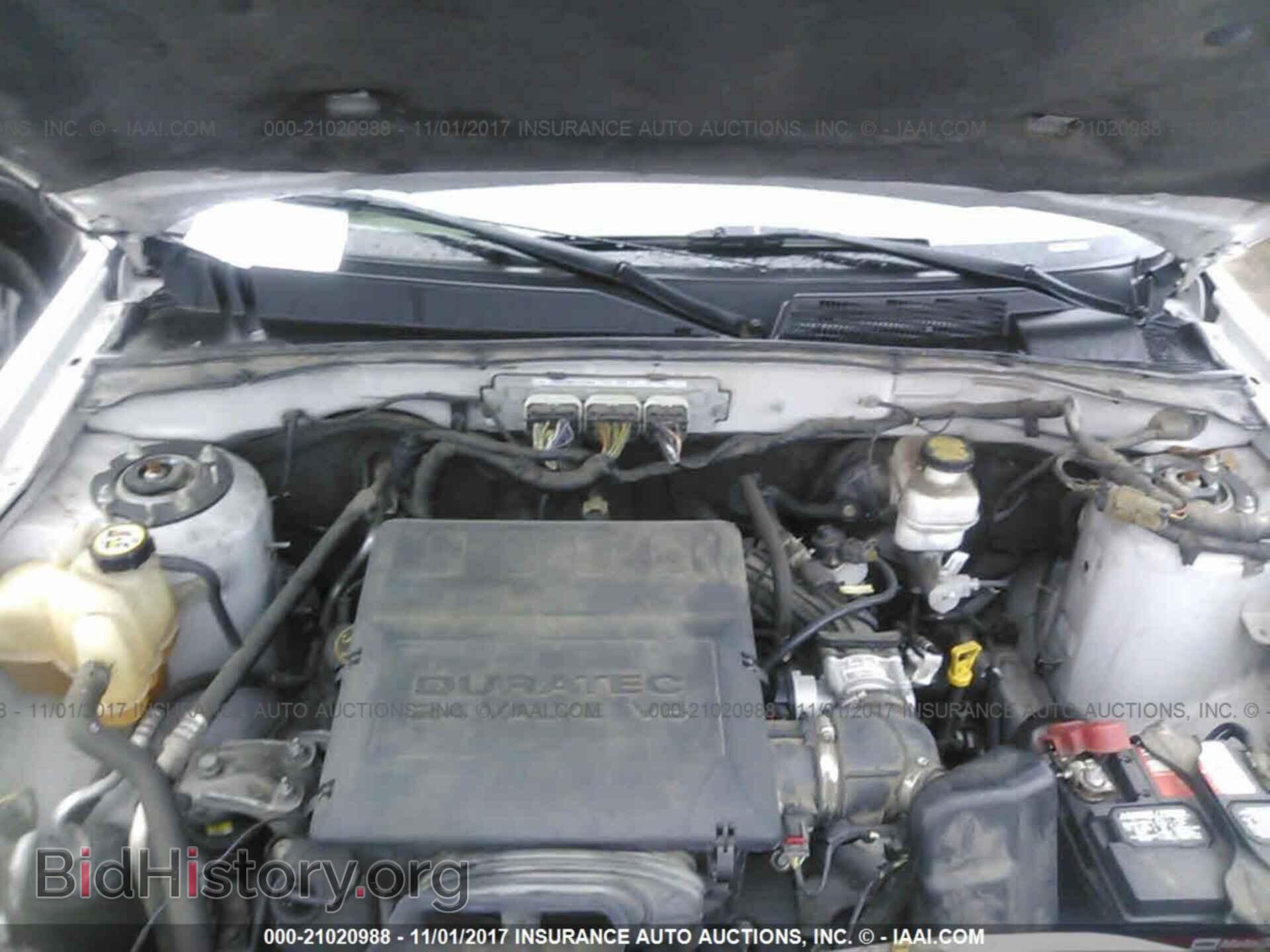 2011 Ford Escape - VIN: 1FMCU0DG0BKA51347 - Photo 10