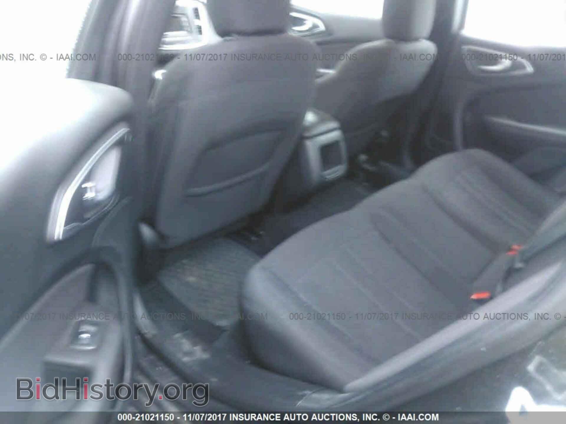2015 Chrysler 200 - VIN: 1C3CCCAB3FN531831 - Photo 8
