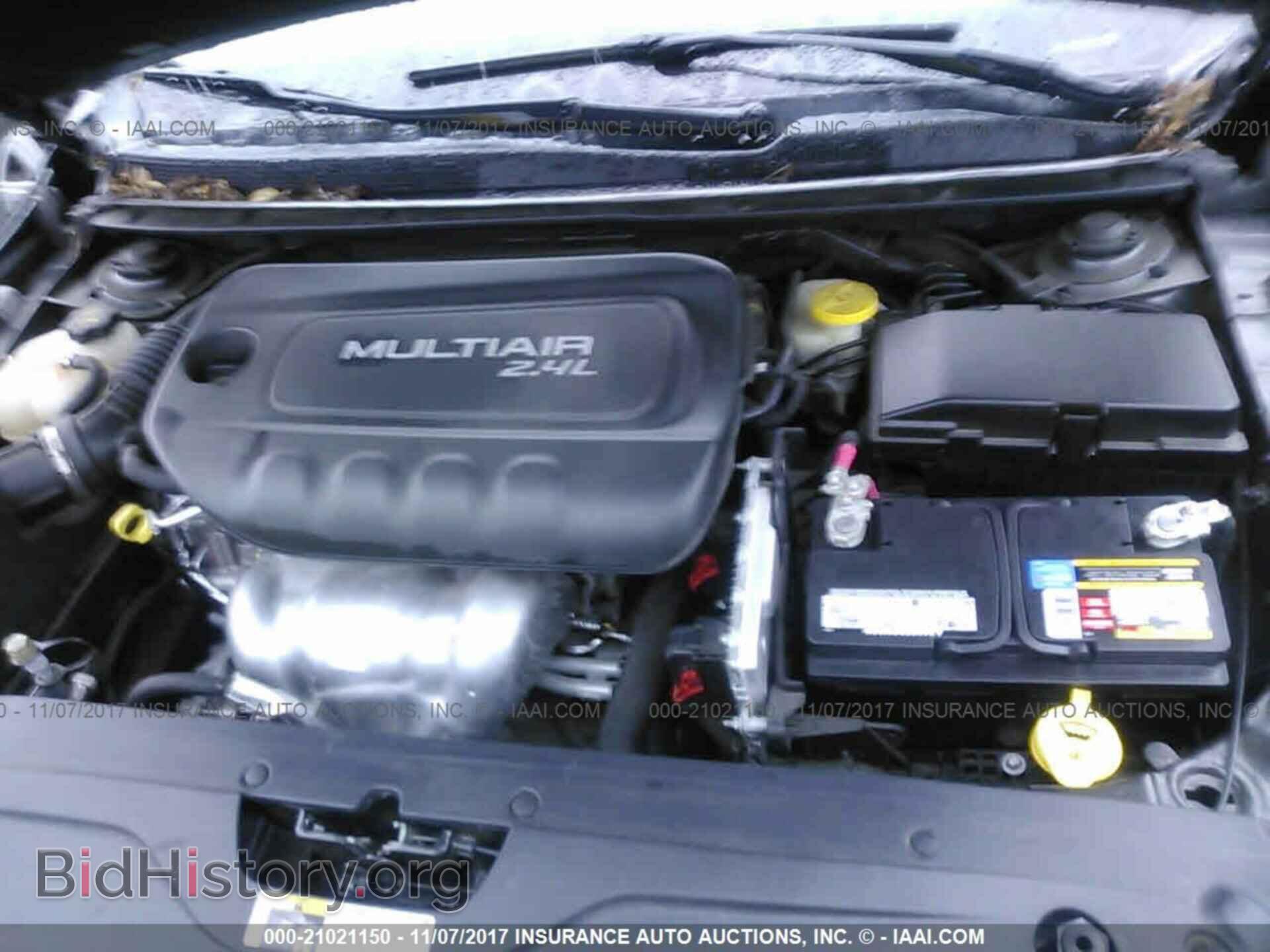 2015 Chrysler 200 - VIN: 1C3CCCAB3FN531831 - Photo 10