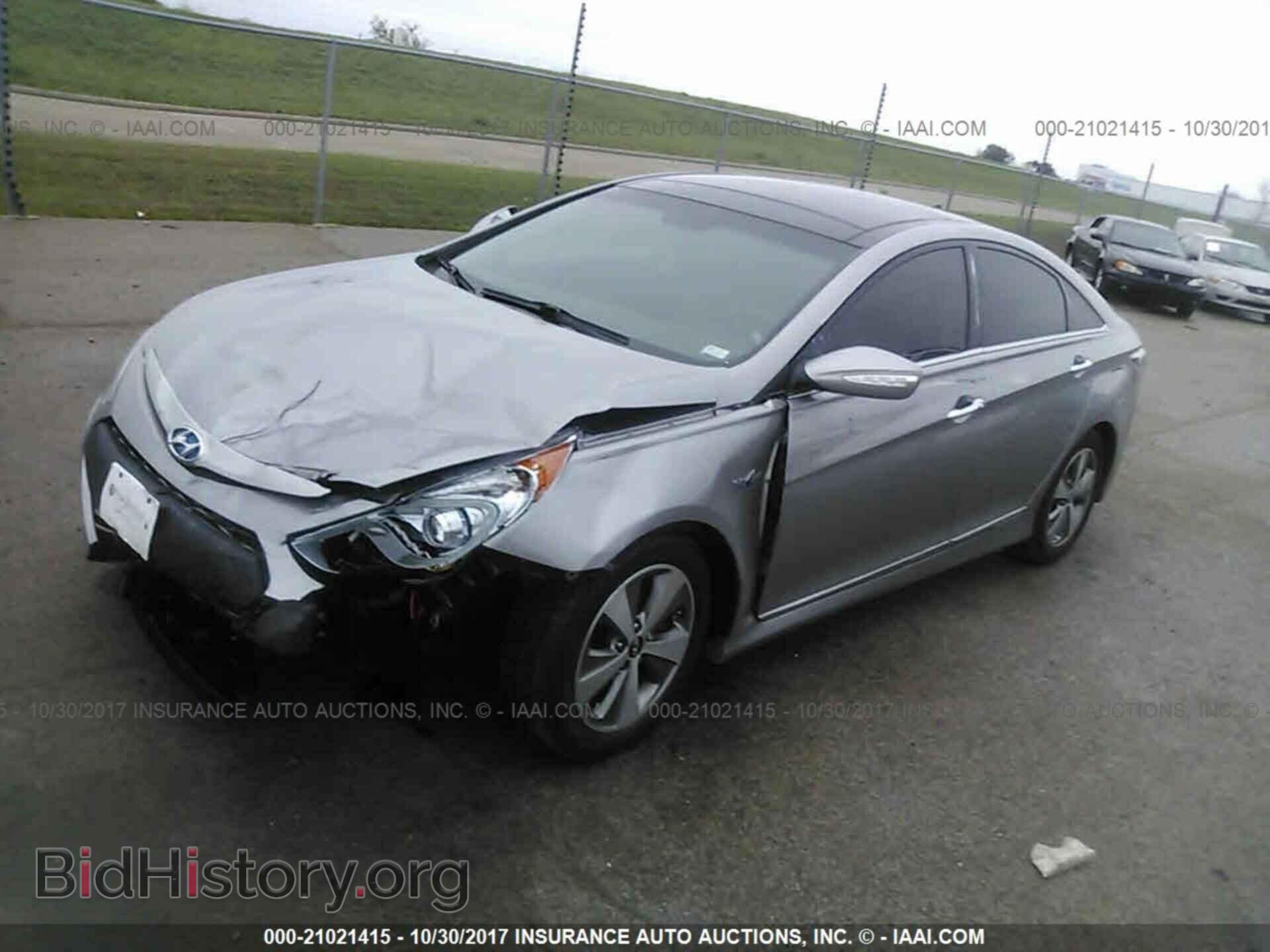 2012 Hyundai Sonata - VIN: KMHEC4A42CA041293 - Фото 2