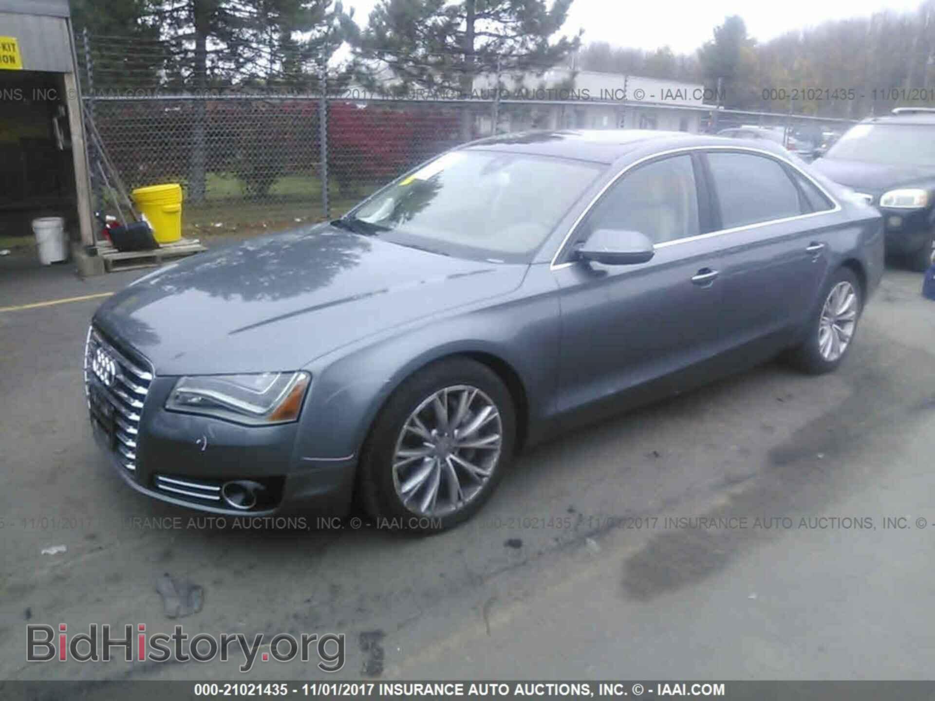 2014 Audi A8 - VIN: WAURMAFD1EN011611 - Фото 2