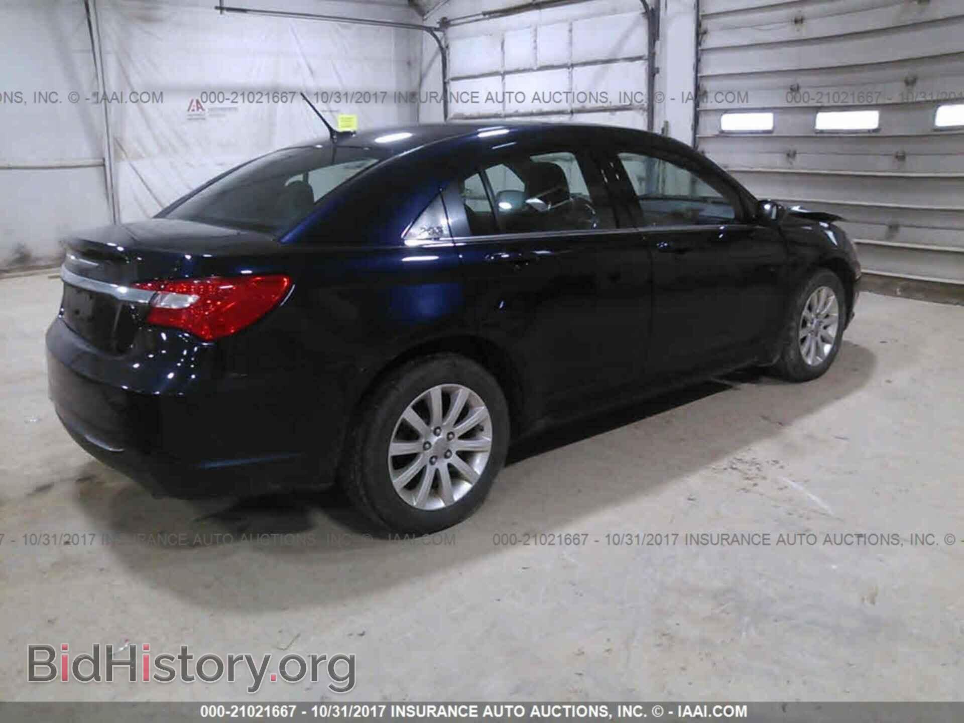2012 Chrysler 200 - VIN: 1C3CCBBG6CN102036 - Фото 4