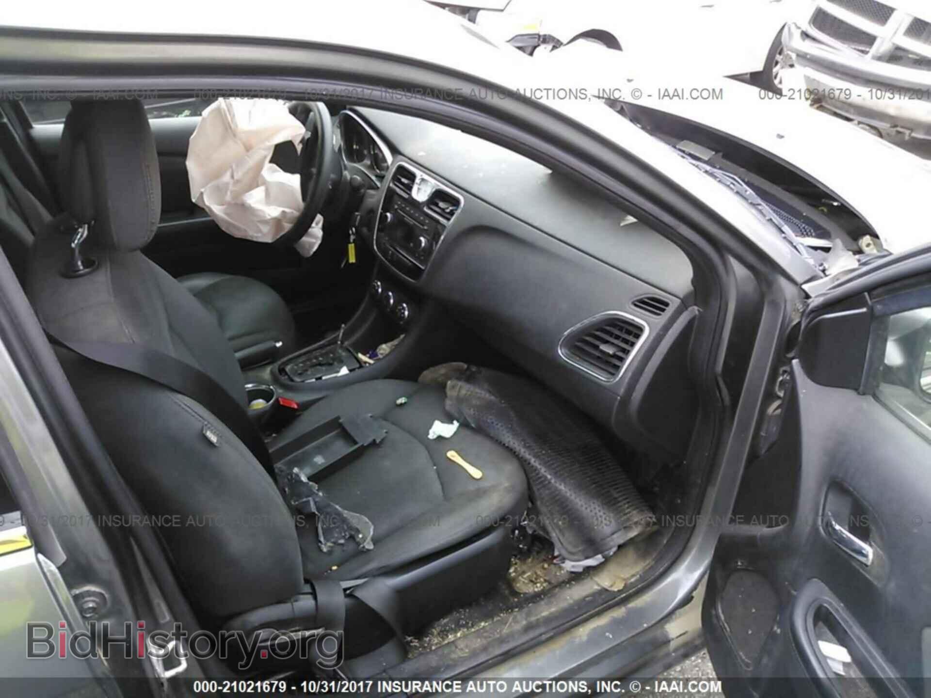 2012 Chrysler 200 - VIN: 1C3CCBAB4CN134845 - Фото 5
