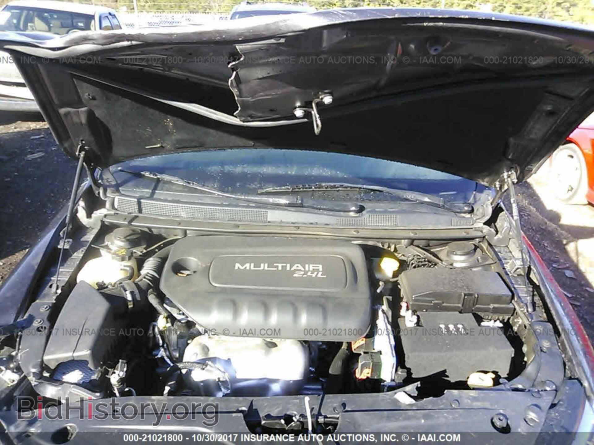 2016 Chrysler 200 - VIN: 1C3CCCAB6GN115015 - Photo 10