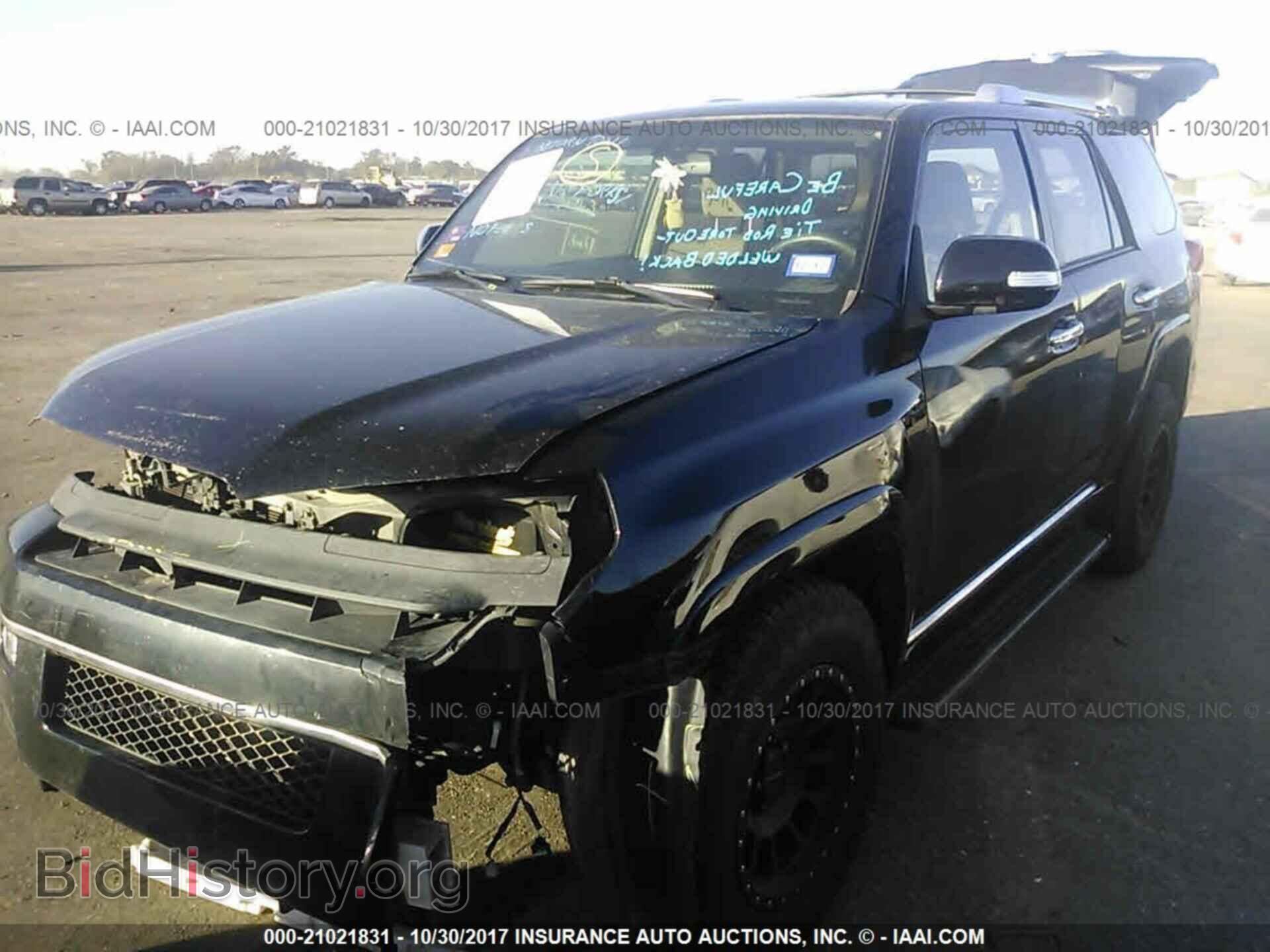 2011 Toyota 4runner - VIN: JTEZU5JR7B5014680 - Фото 2