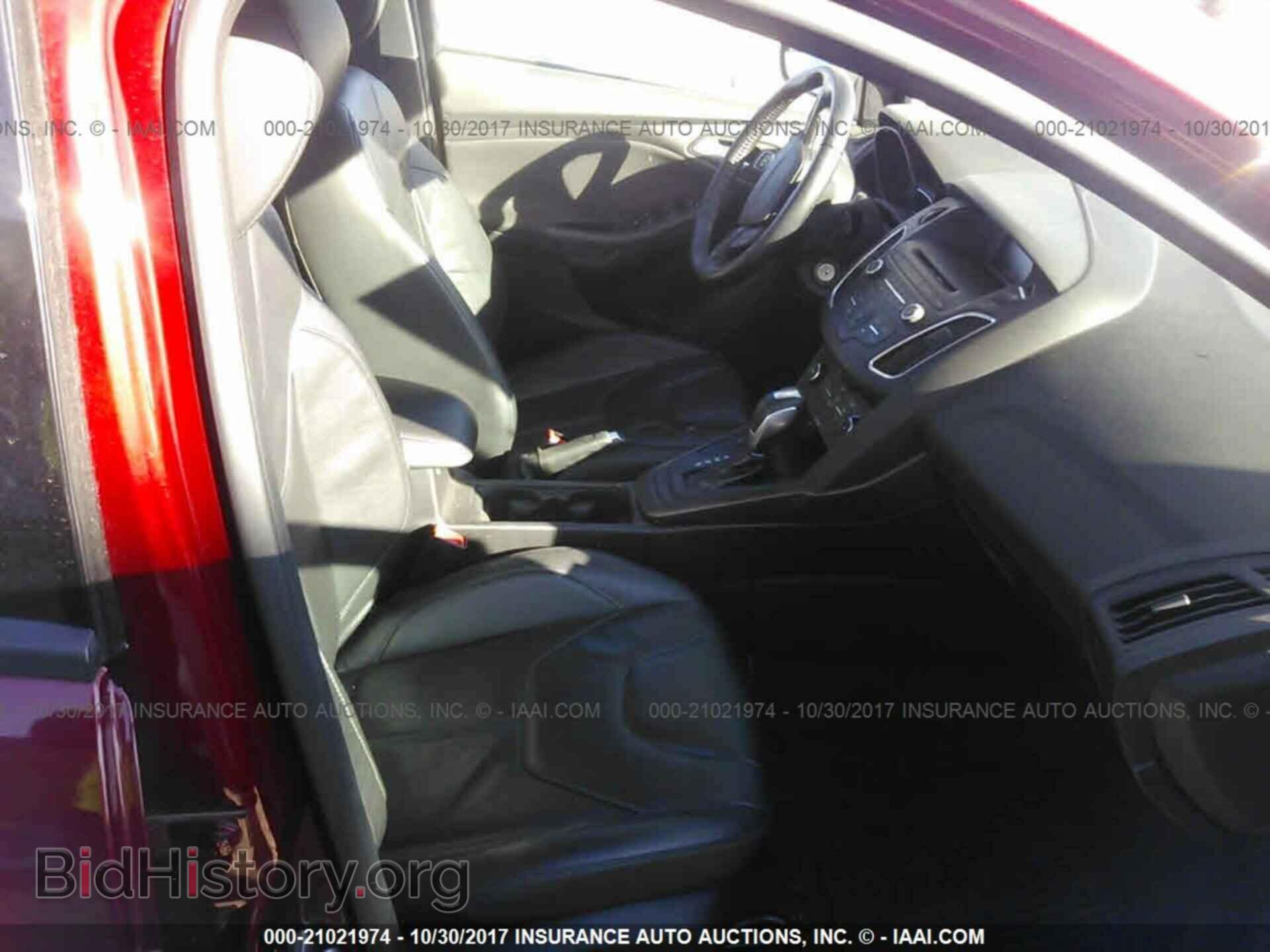 2016 Ford Focus - VIN: 1FADP3F29GL207962 - Фото 5