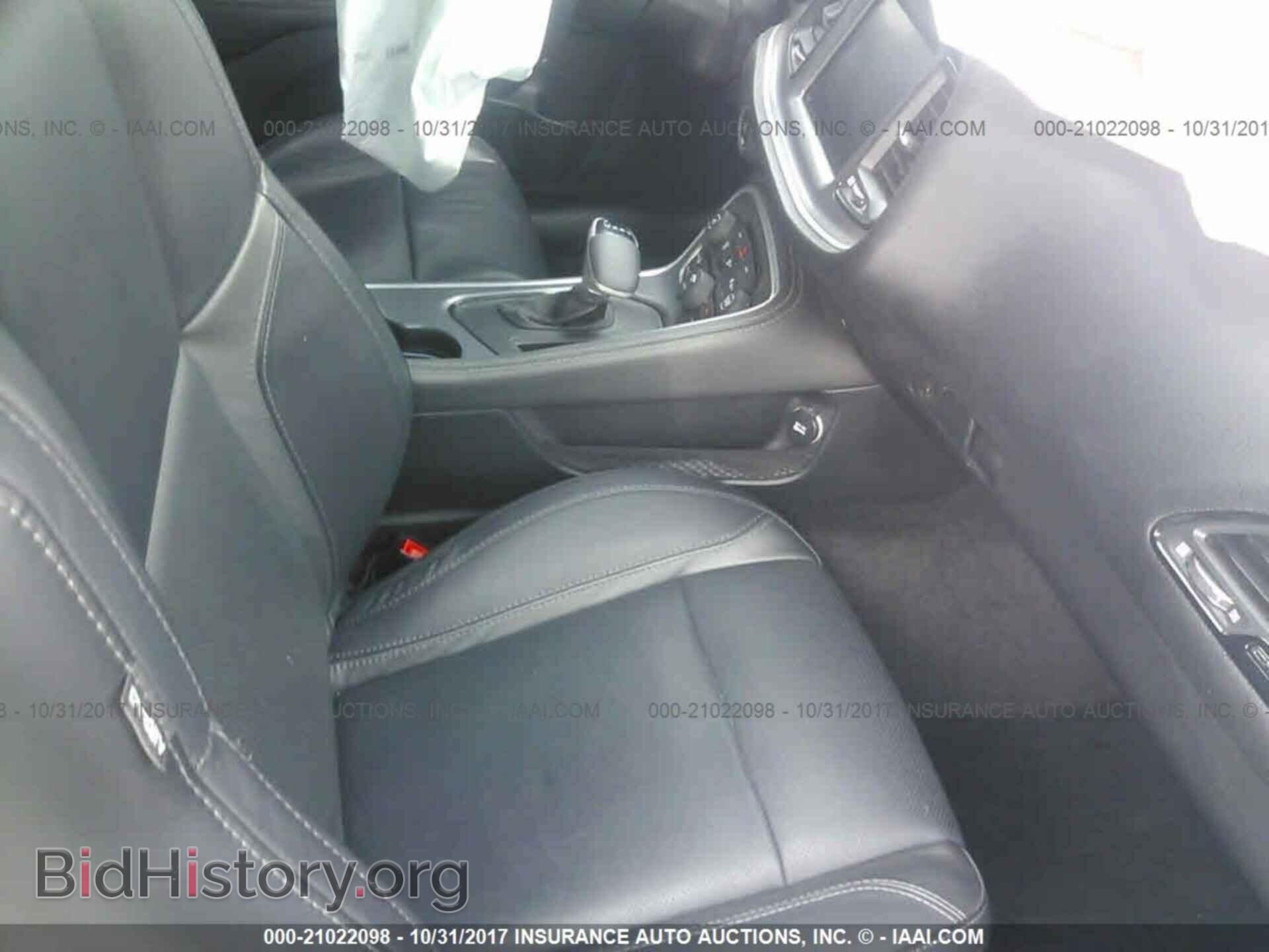 2016 Dodge Challenger - VIN: 2C3CDZAG1GH169066 - Photo 5