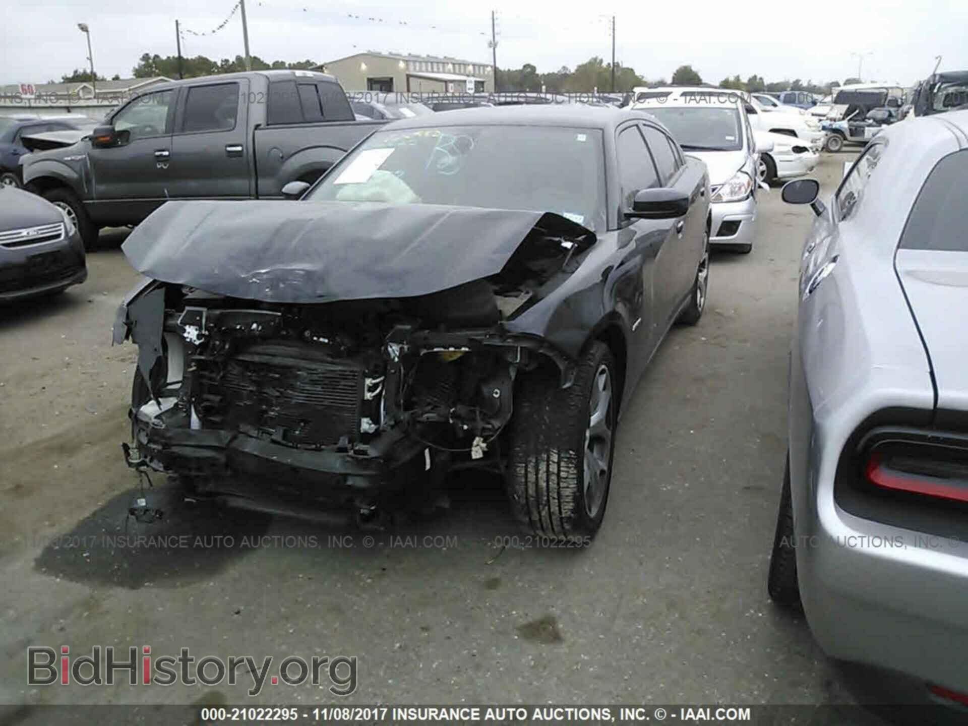 2015 Dodge Charger - VIN: 2C3CDXCTXFH819977 - Photo 2