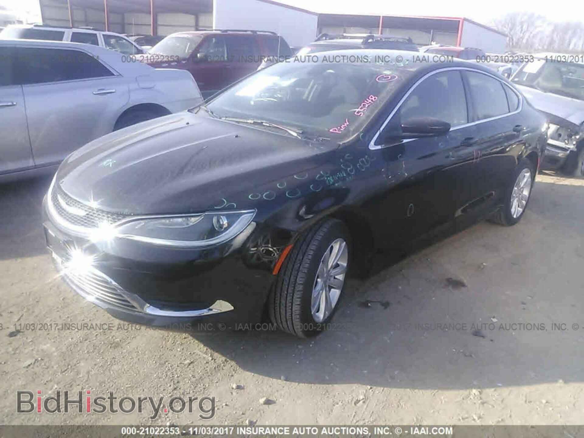2015 Chrysler 200 - VIN: 1C3CCCAB3FN712539 - Photo 2