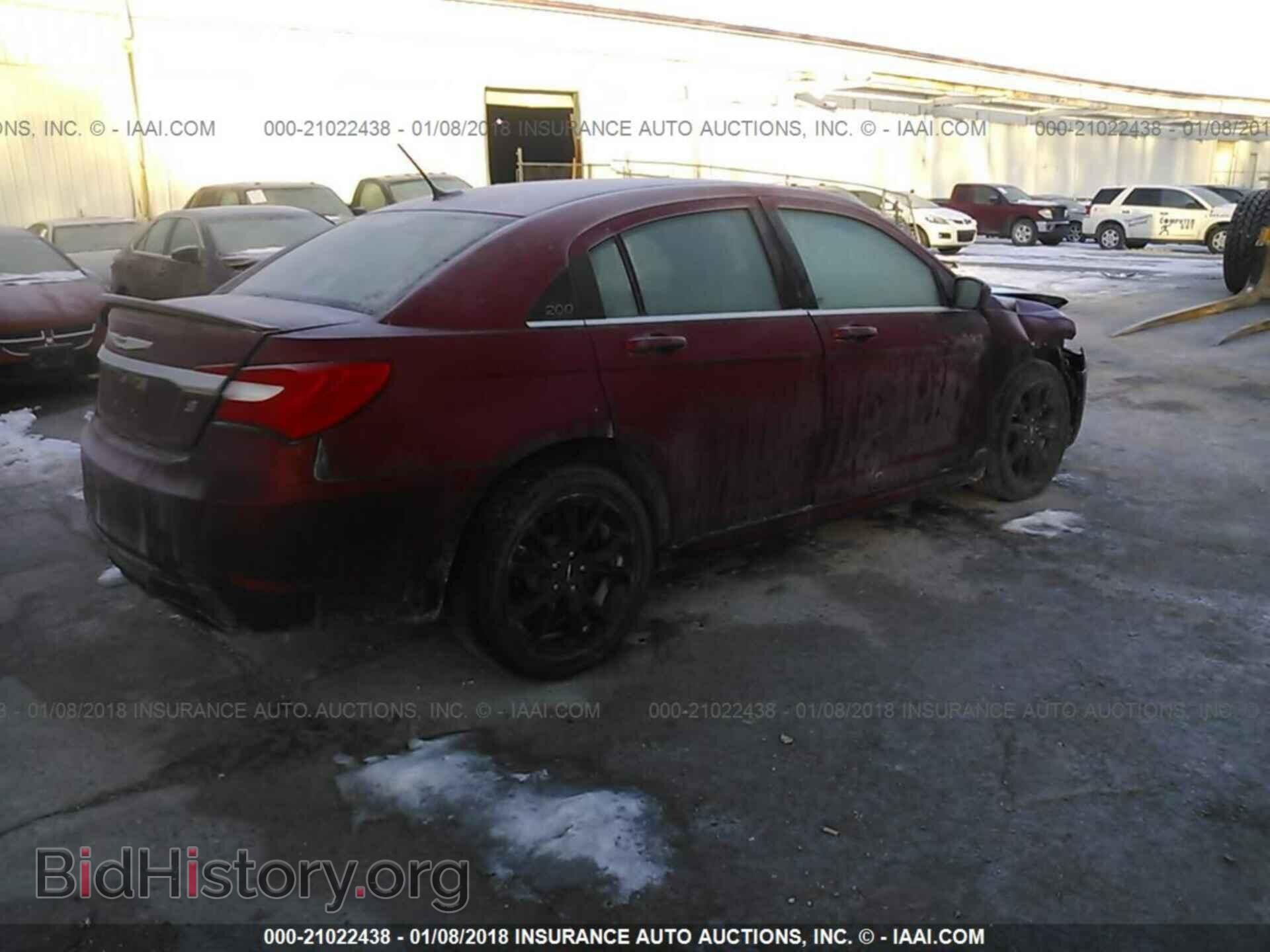 2014 Chrysler 200 - VIN: 1C3CCBCG5EN170880 - Photo 4