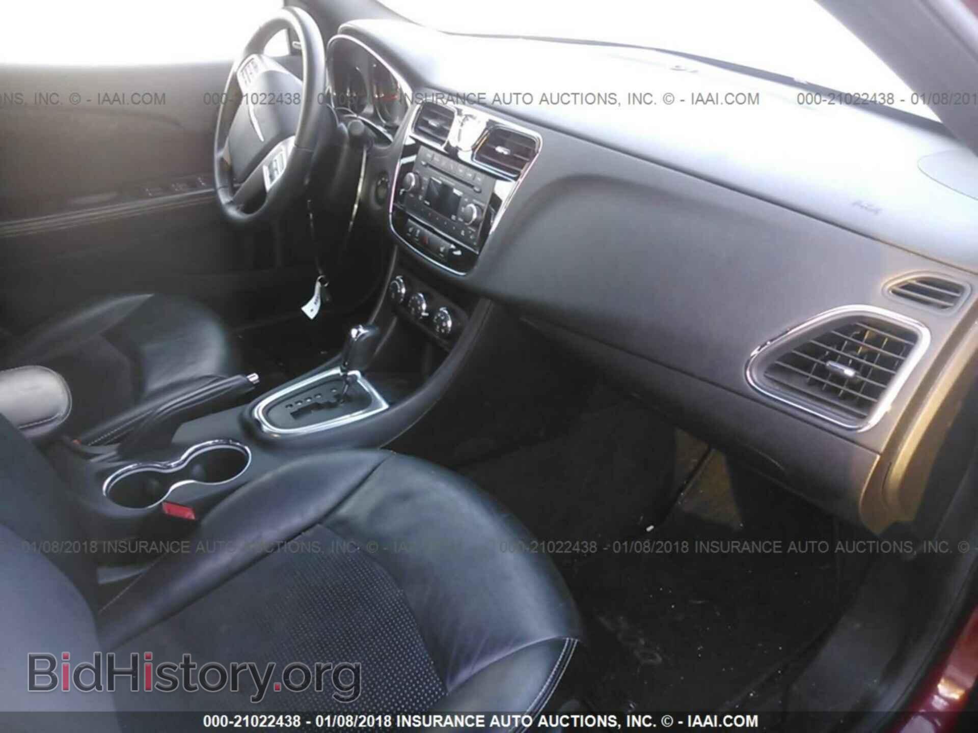 2014 Chrysler 200 - VIN: 1C3CCBCG5EN170880 - Photo 5