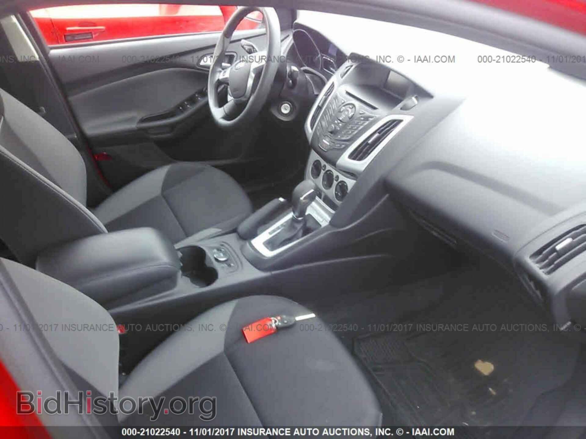 2014 Ford Focus - VIN: 1FADP3F23EL193361 - Photo 5