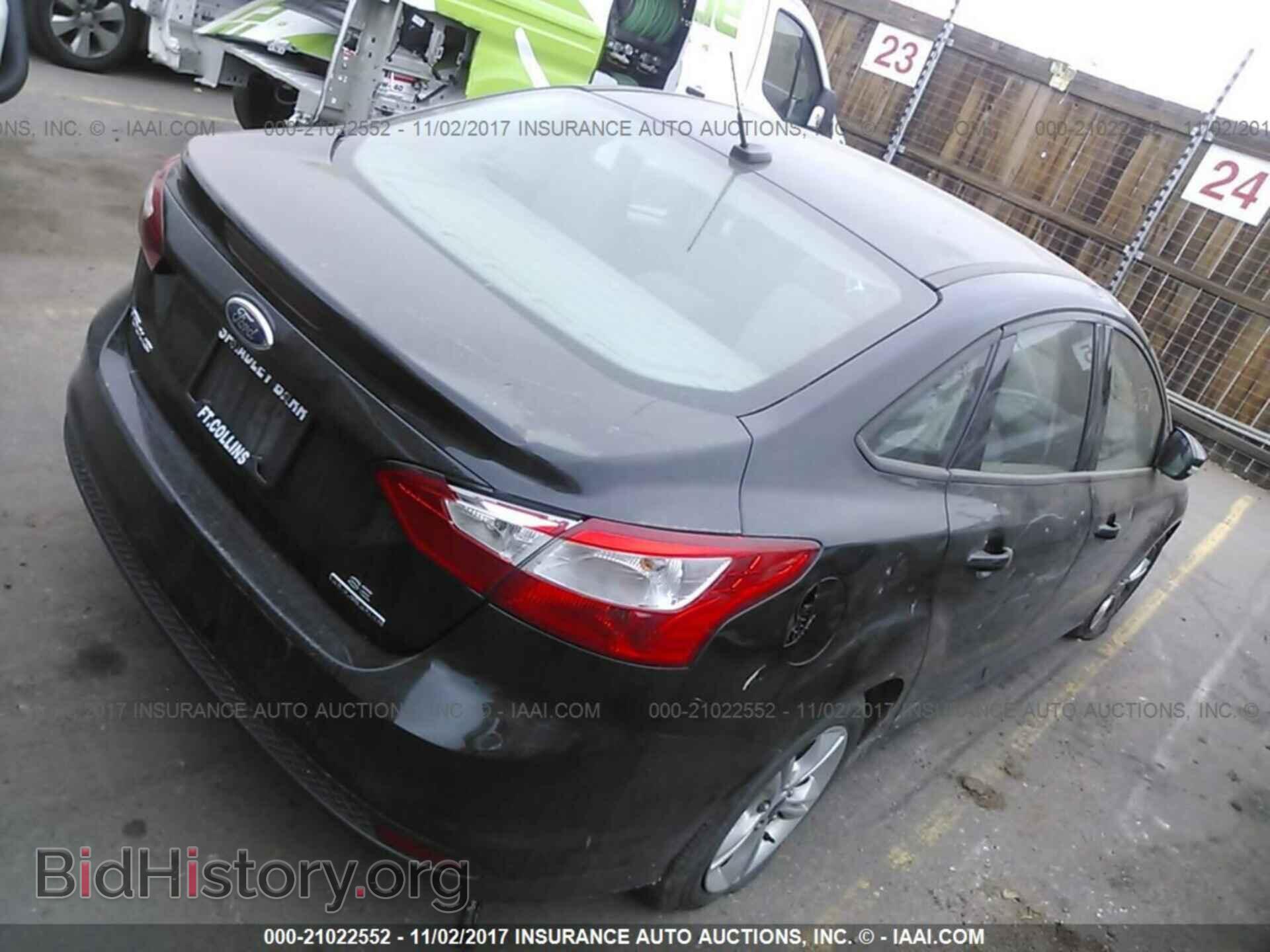 2014 Ford Focus - VIN: 1FADP3F22EL293970 - Фото 4