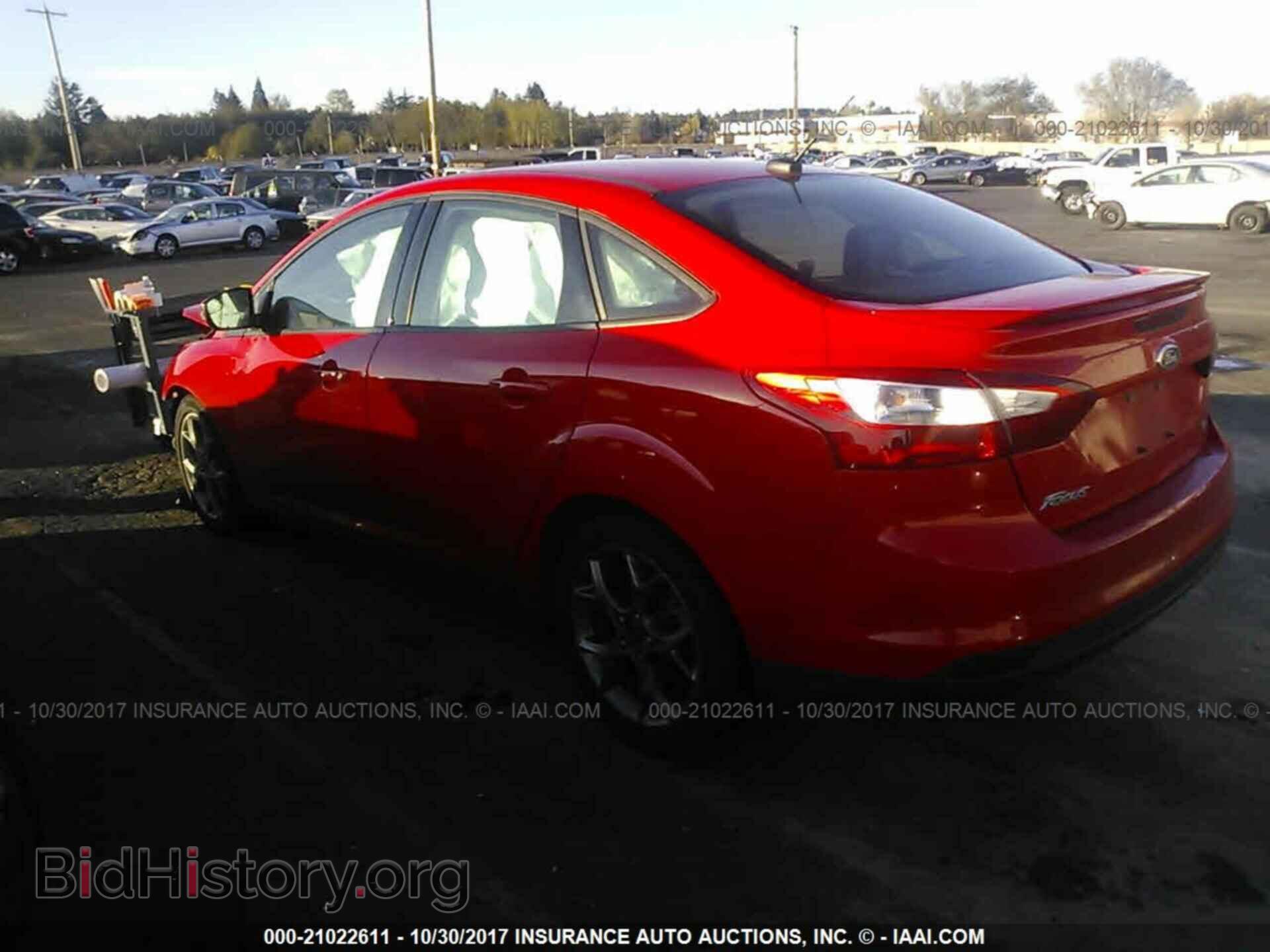 2014 Ford Focus - VIN: 1FADP3F2XEL199996 - Фото 3