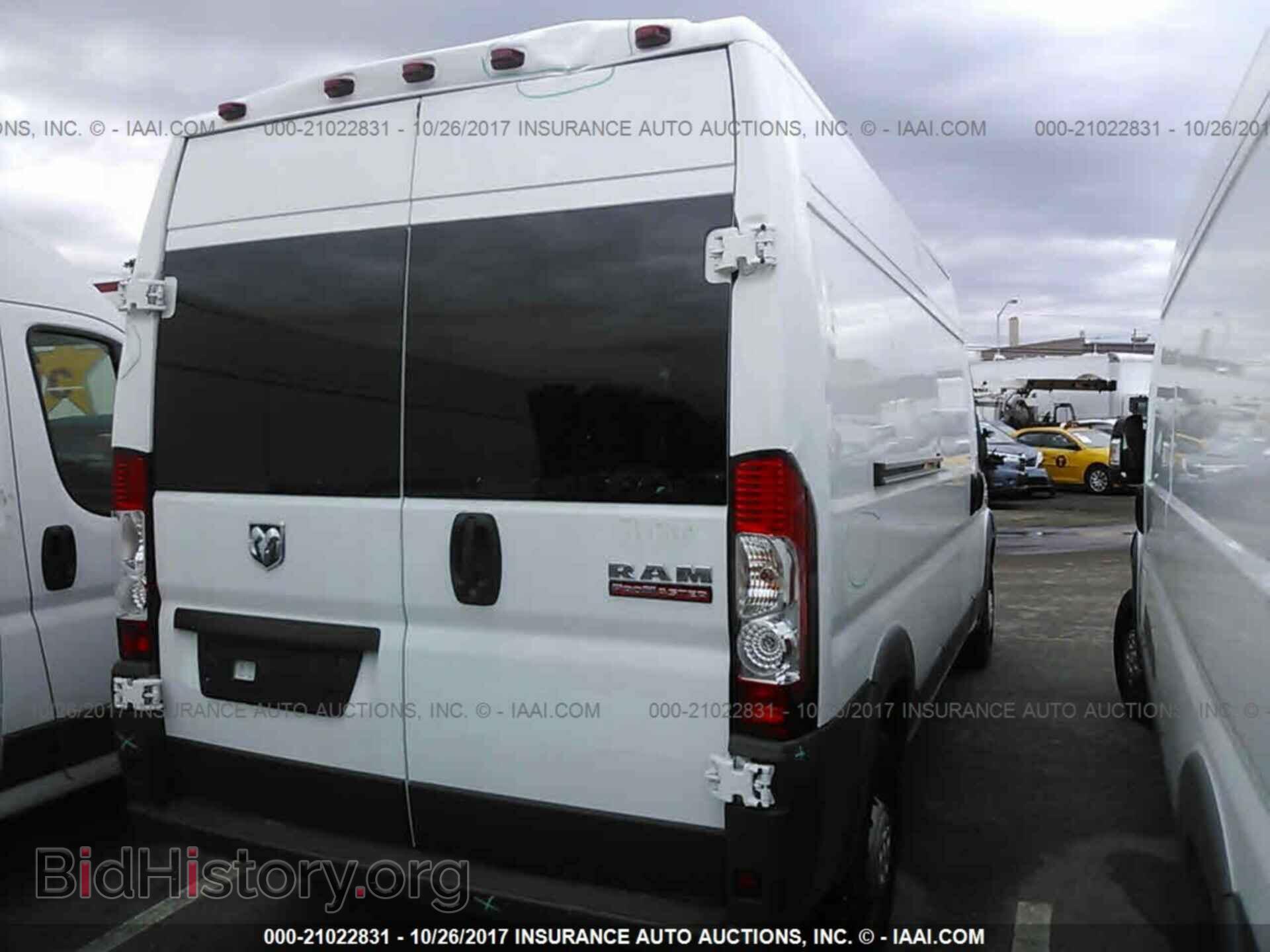 2017 Ram Promaster 2500 - VIN: 3C6TRVDG0HE522225 - Фото 4