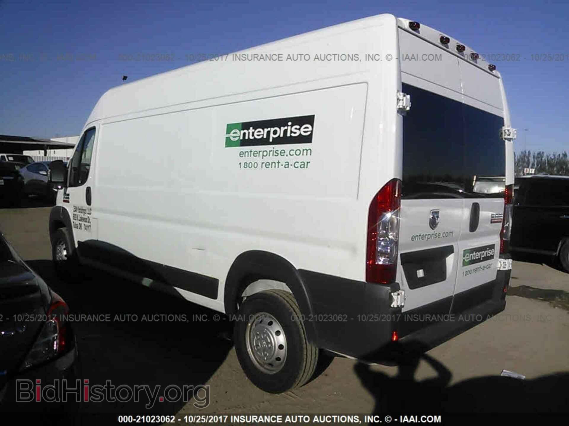 2017 Ram Promaster 2500 - VIN: 3C6TRVDG2HE539687 - Photo 3