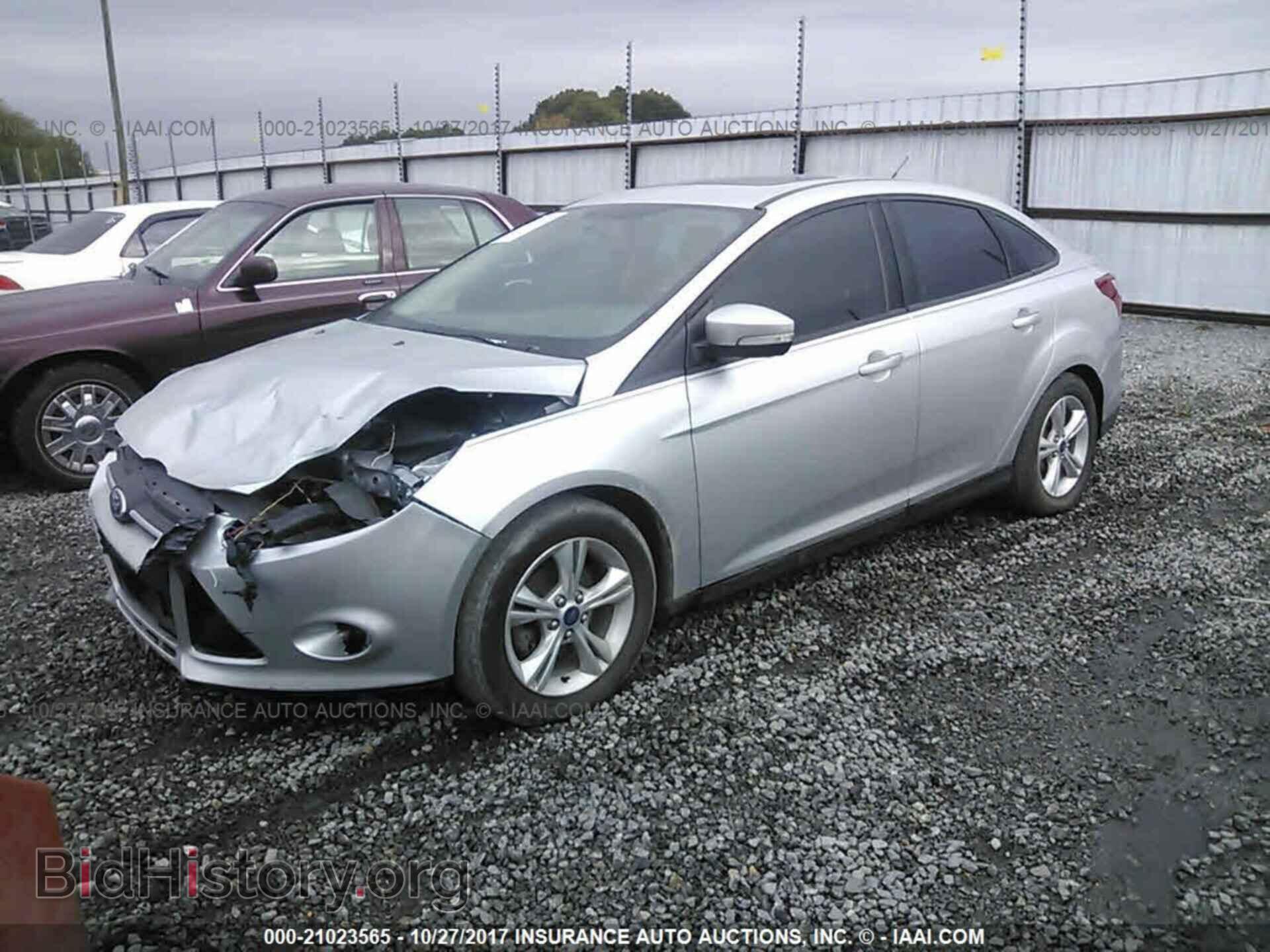 2013 Ford Focus - VIN: 1FADP3F27DL354678 - Photo 2