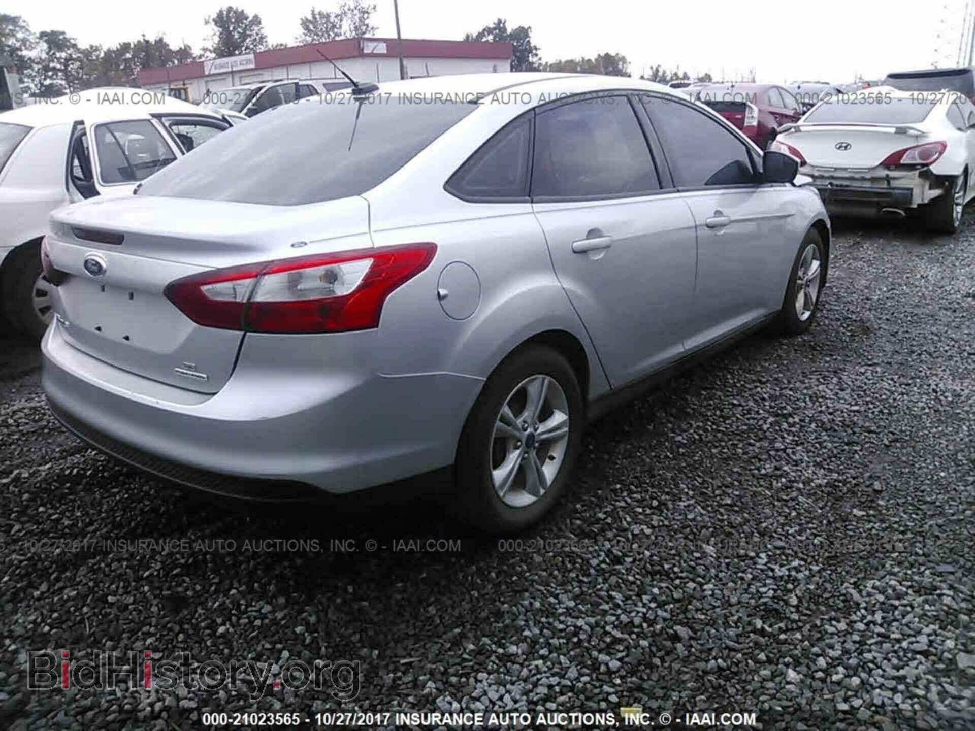 2013 Ford Focus - VIN: 1FADP3F27DL354678 - Photo 4
