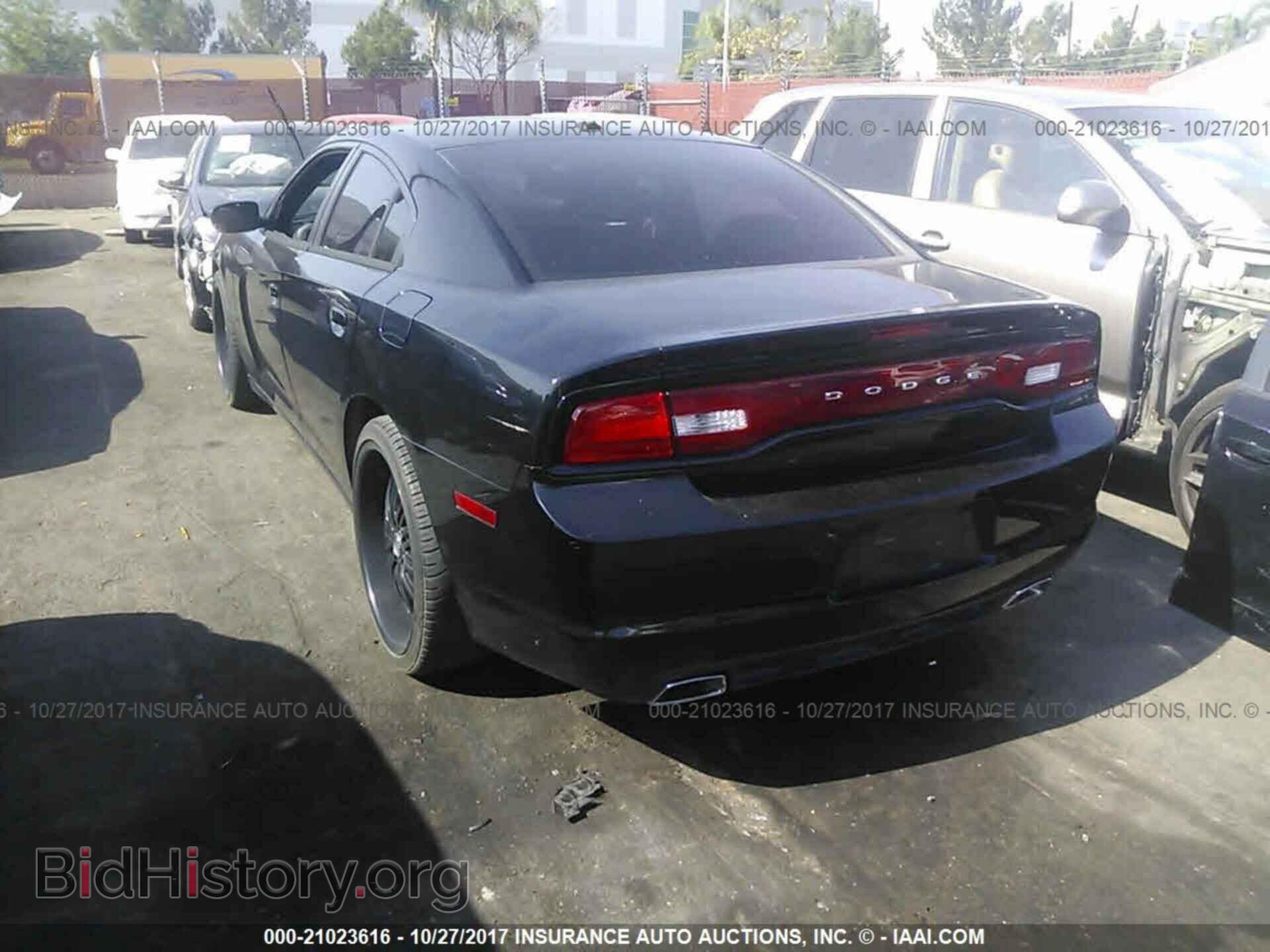 2012 Dodge Charger - VIN: 2C3CDXBG5CH211560 - Фото 3