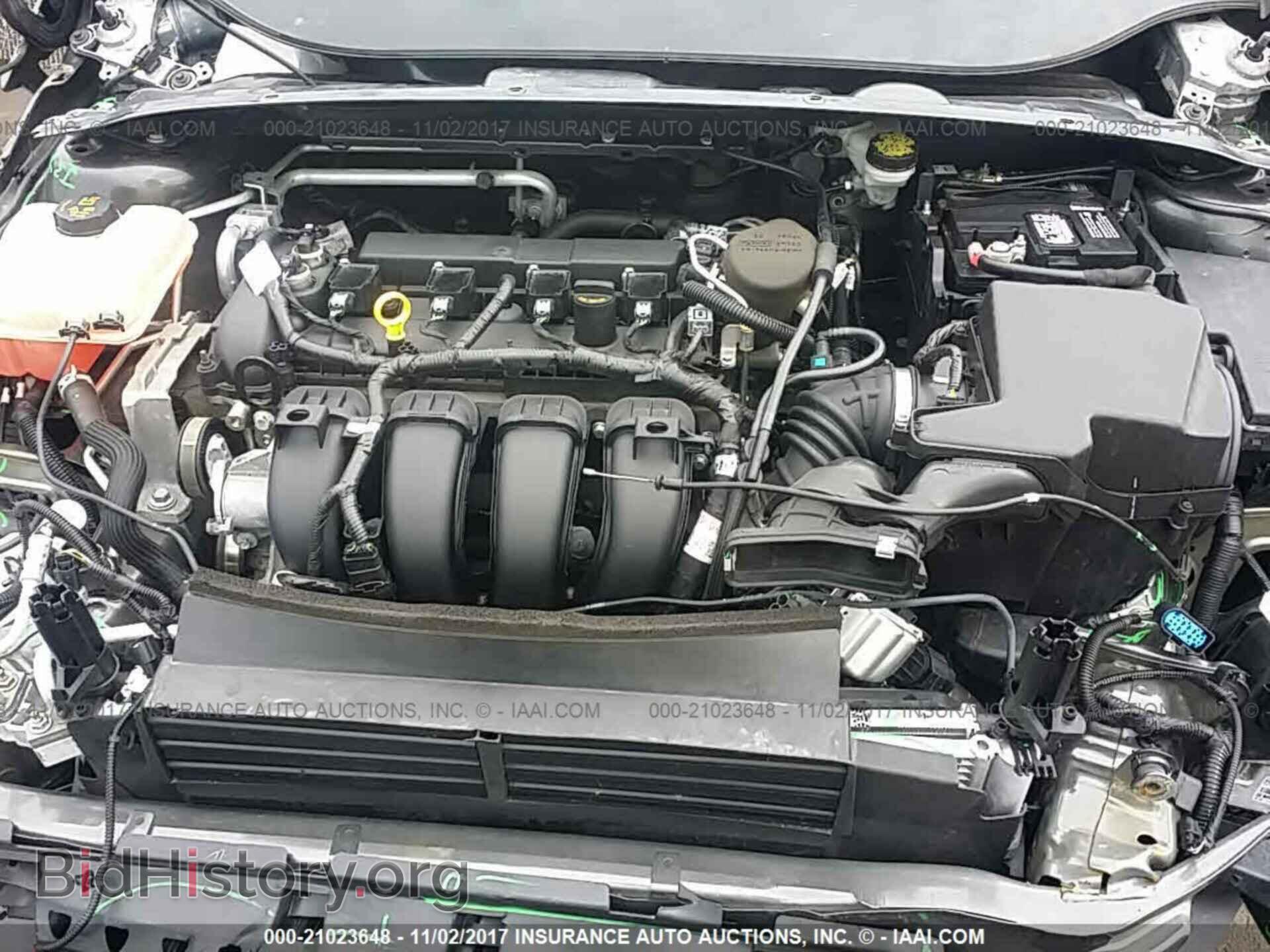 2016 Ford Focus - VIN: 1FADP3N22GL305300 - Photo 10