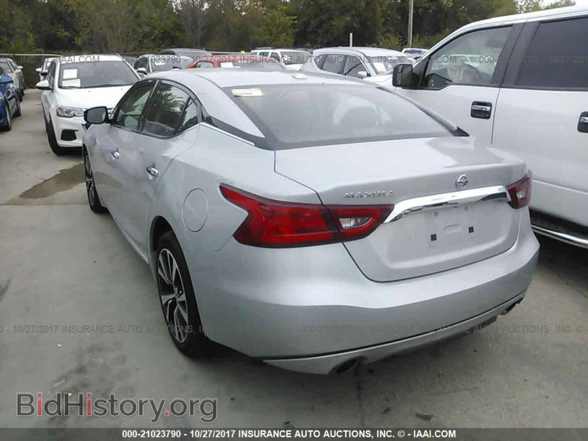 2017 Nissan Maxima - VIN: 1N4AA6AP4HC366723 - Фото 3