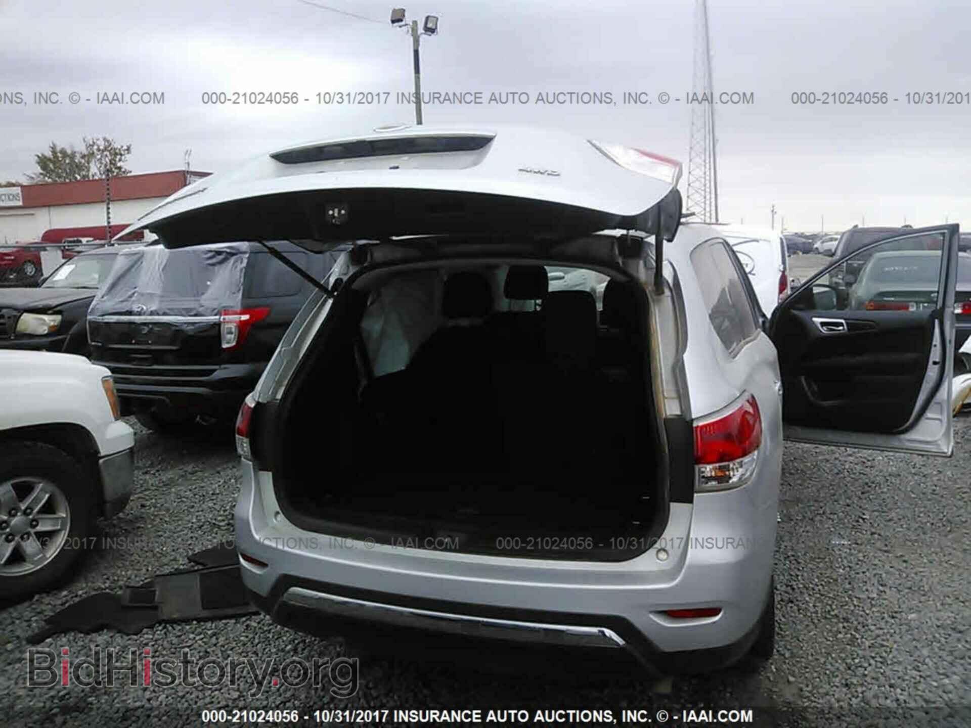 2013 Nissan Pathfinder - VIN: 5N1AR2MM5DC615484 - Photo 8