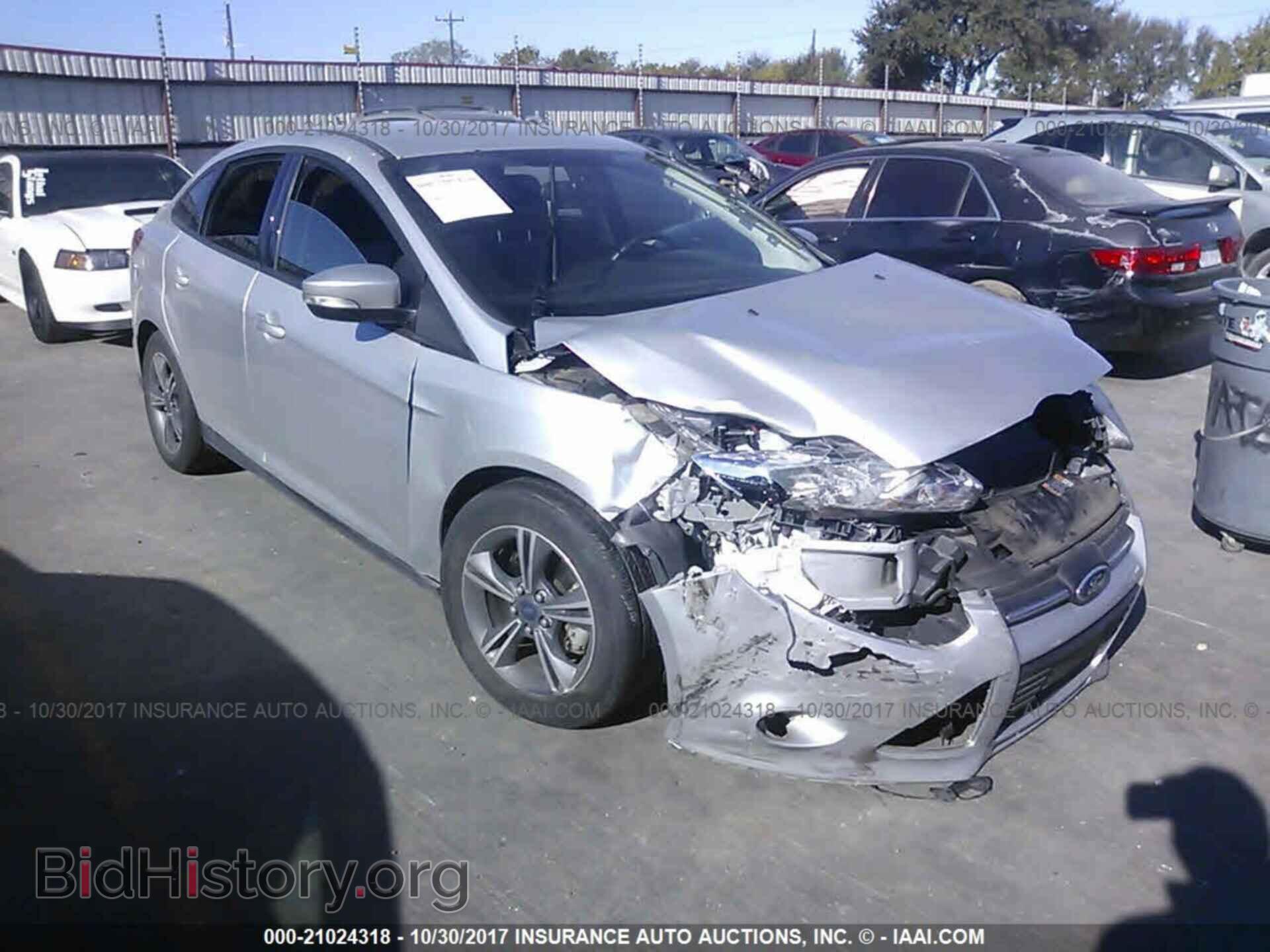 Photo 1FADP3F29EL398439 - Ford Focus 2014