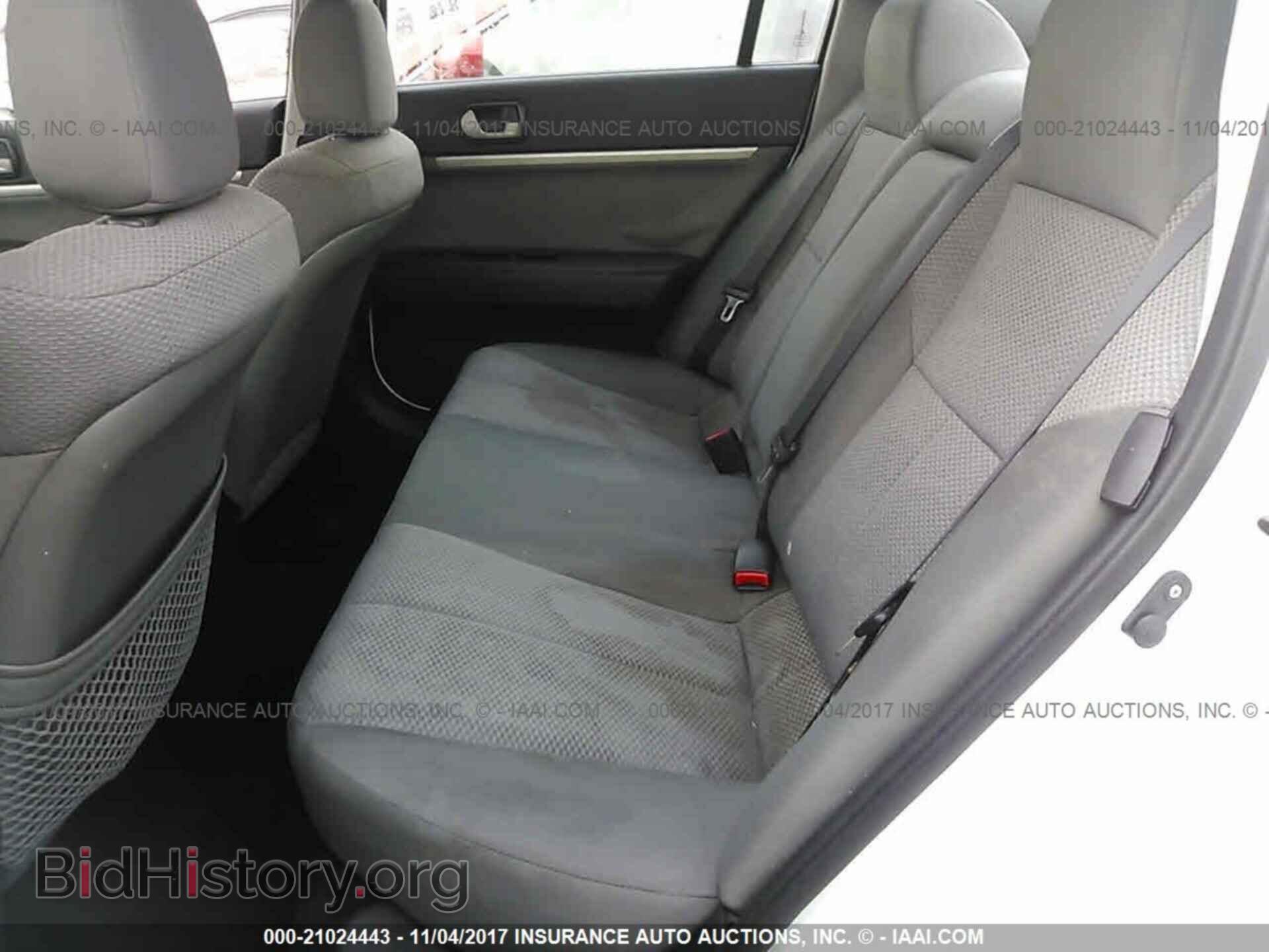 2011 Mitsubishi Galant - VIN: 4A32B2FF8BE007064 - Фото 8