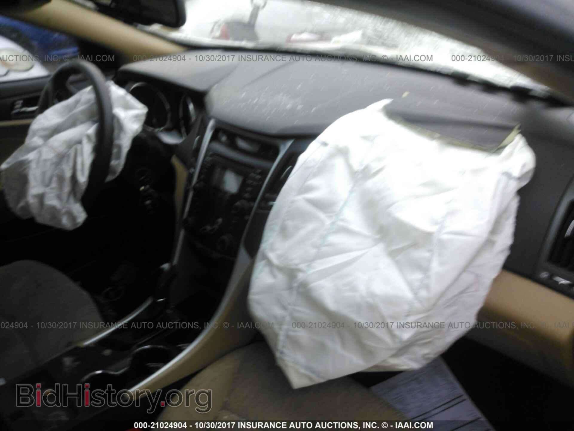 2012 Hyundai Sonata - VIN: 5NPEB4AC0CH372204 - Photo 5