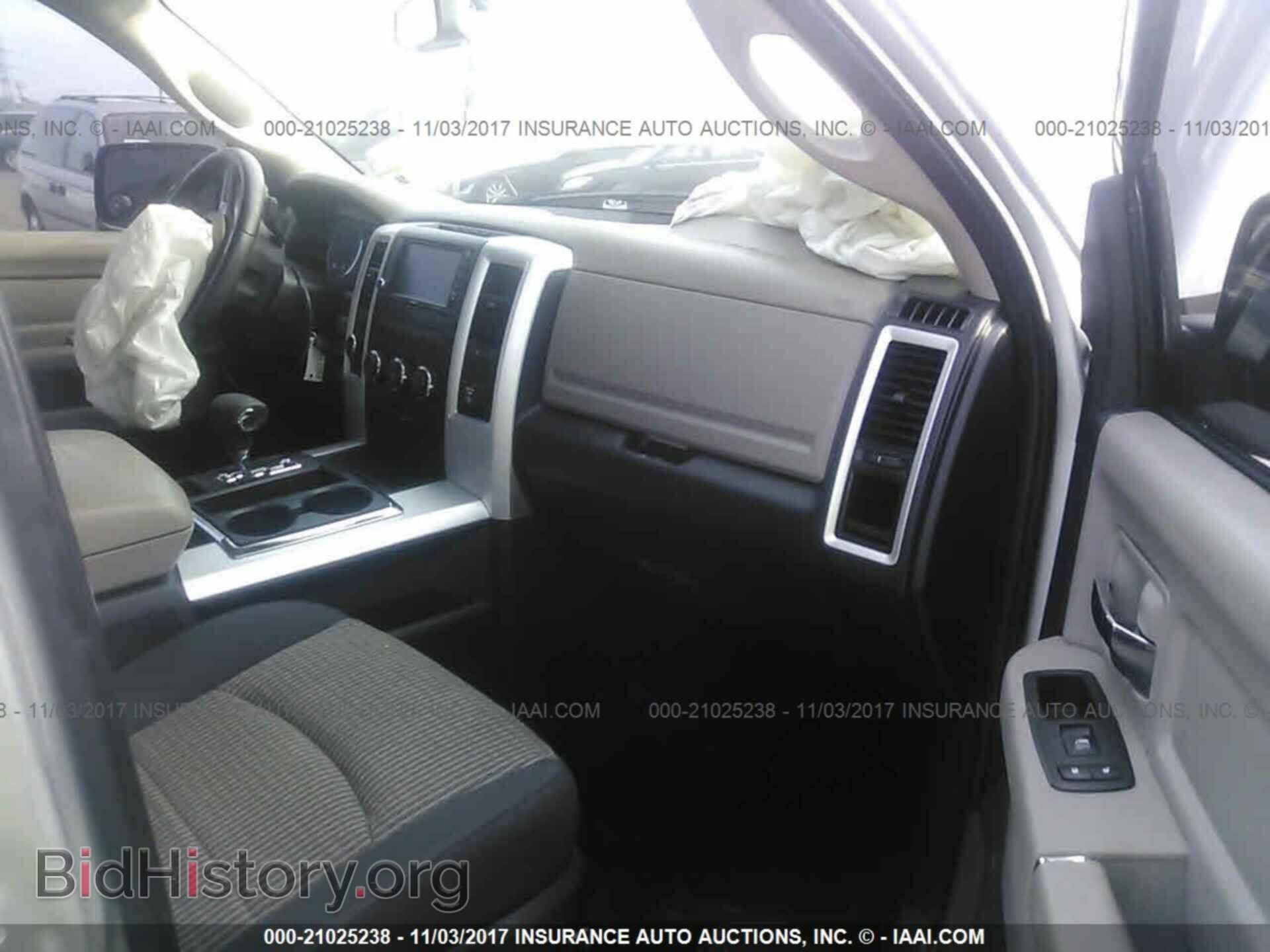 2011 Dodge Ram 1500 - VIN: 1D7RV1CT7BS667309 - Фото 5