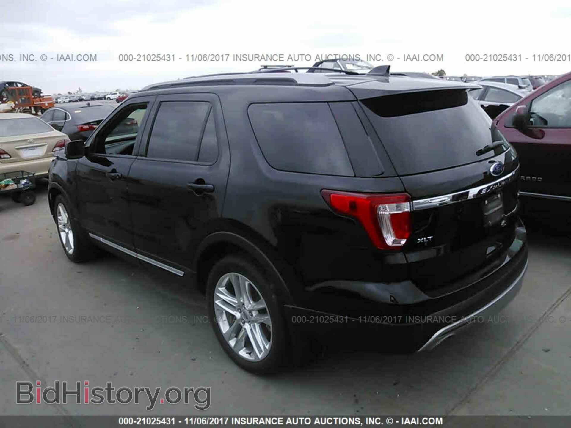 2016 Ford Explorer - VIN: 1FM5K7D84GGD12991 - Photo 3