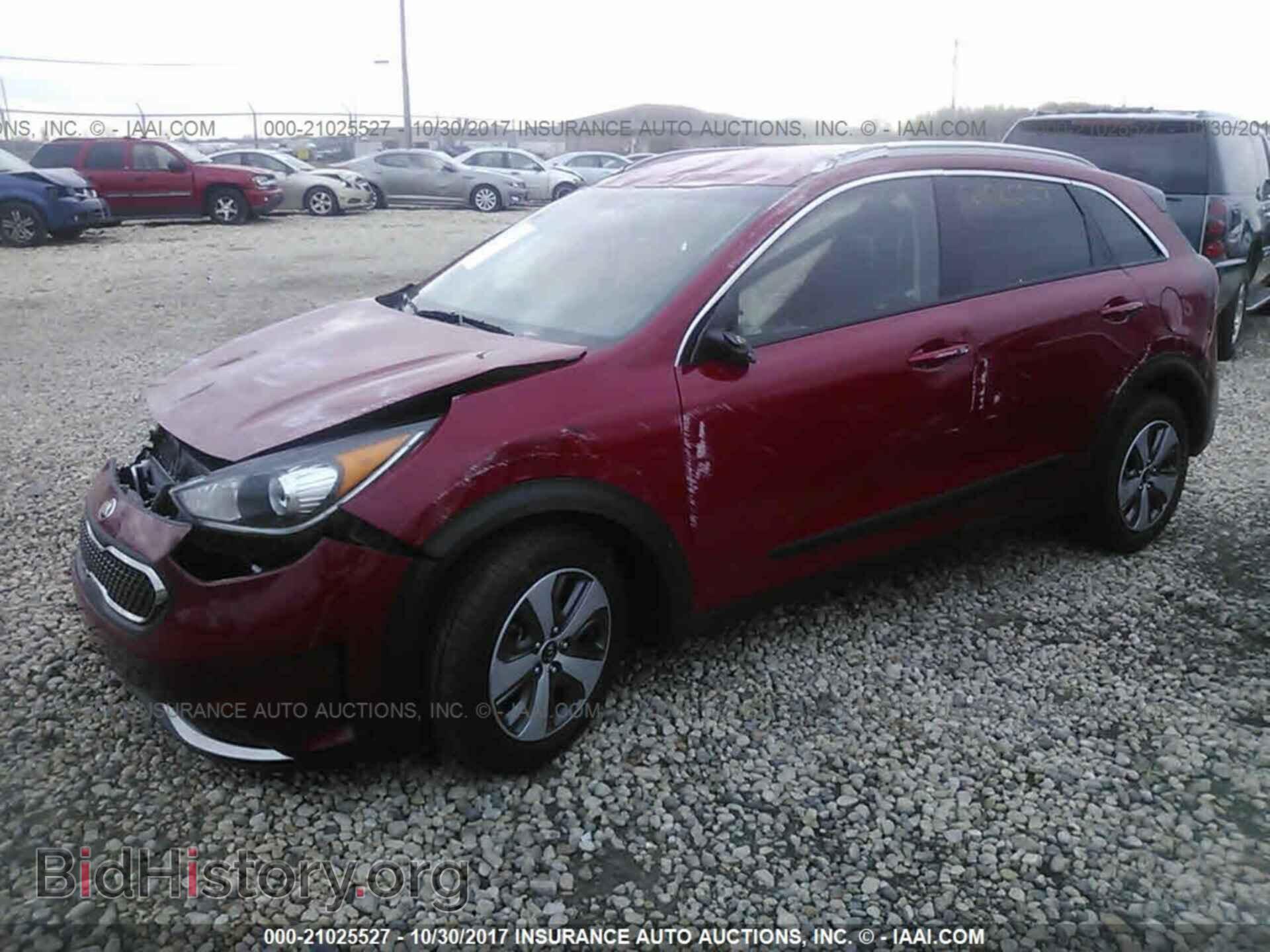 2017 Kia Niro - VIN: KNDCB3LC5H5100723 - Photo 2