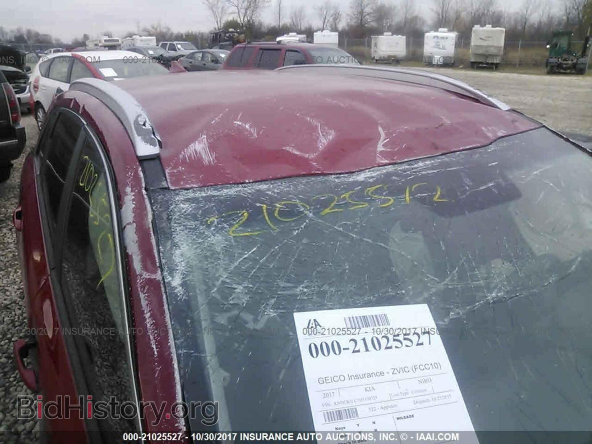 2017 Kia Niro - VIN: KNDCB3LC5H5100723 - Photo 6