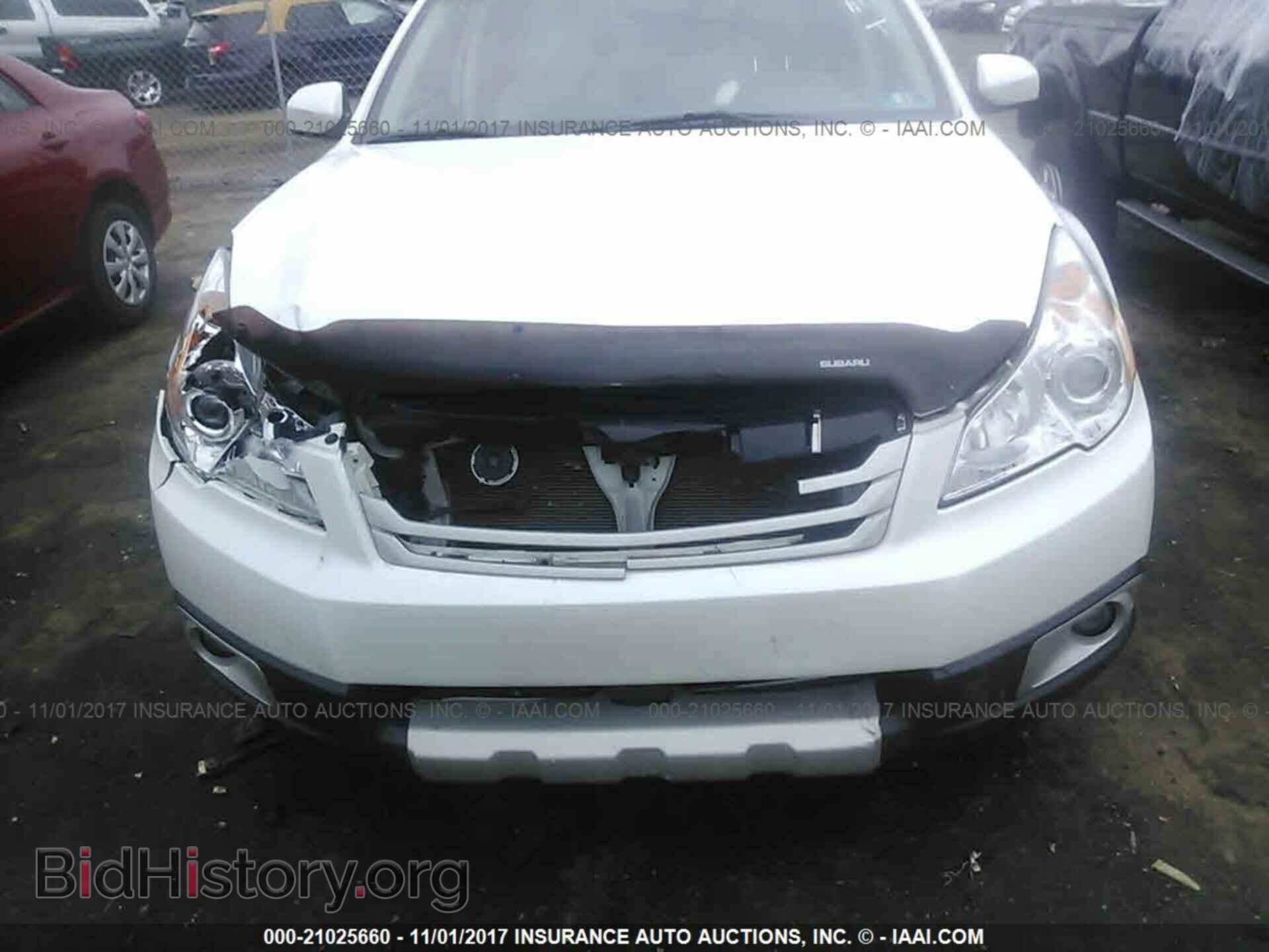 2011 Subaru Outback - VIN: 4S4BRBKC3B3388050 - Фото 6