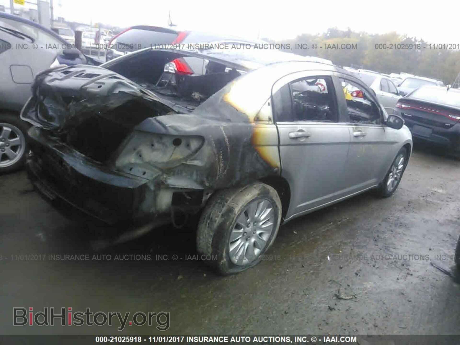 2012 Chrysler 200 - VIN: 1C3CCBAB7CN241016 - Фото 4