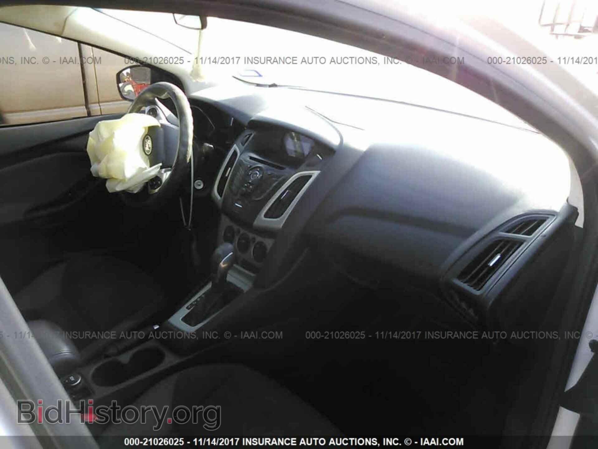 2012 Ford Focus - VIN: 1FAHP3F25CL108826 - Photo 5