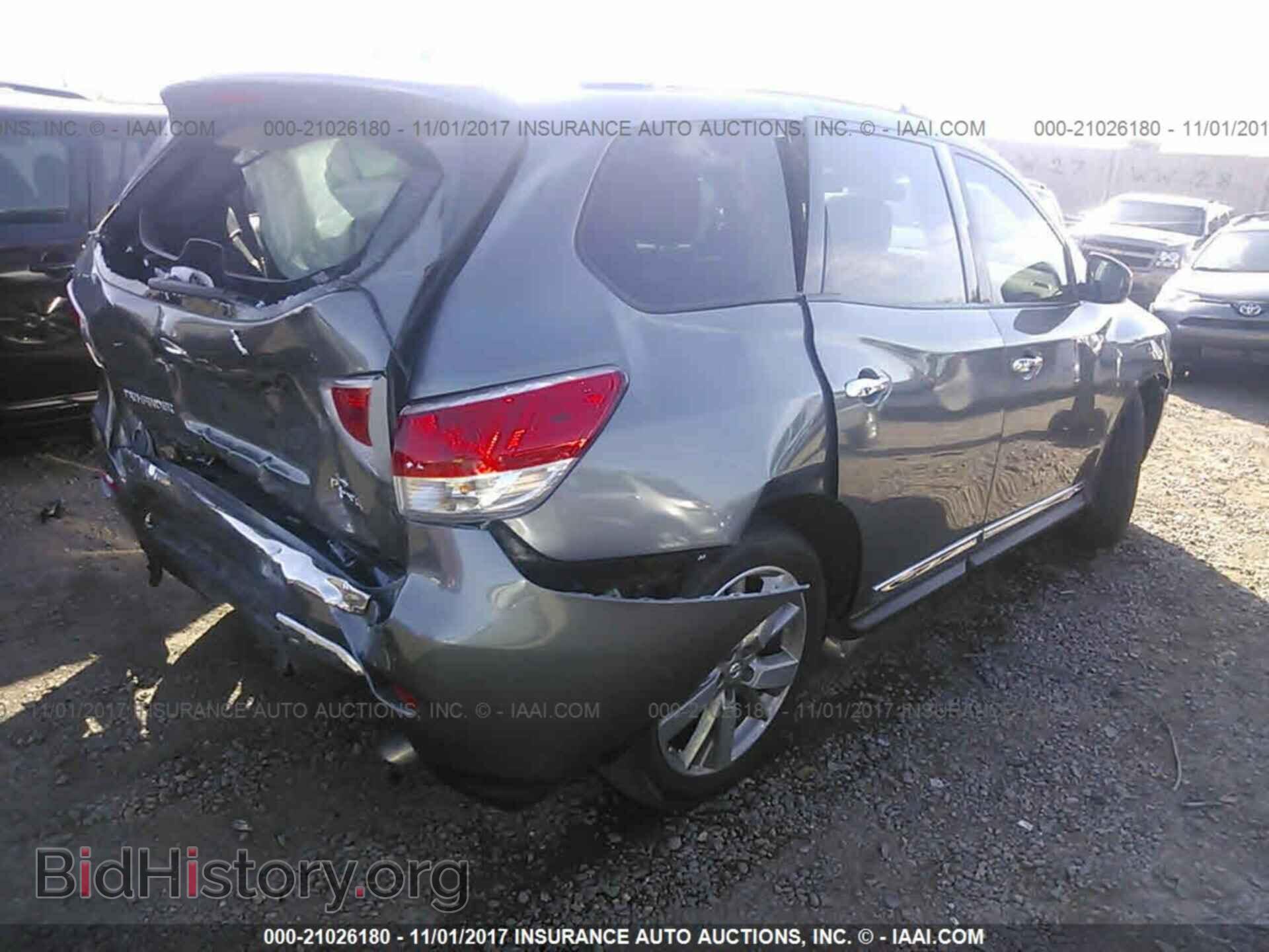 2015 Nissan Pathfinder - VIN: 5N1AR2MM1FC710319 - Фото 4