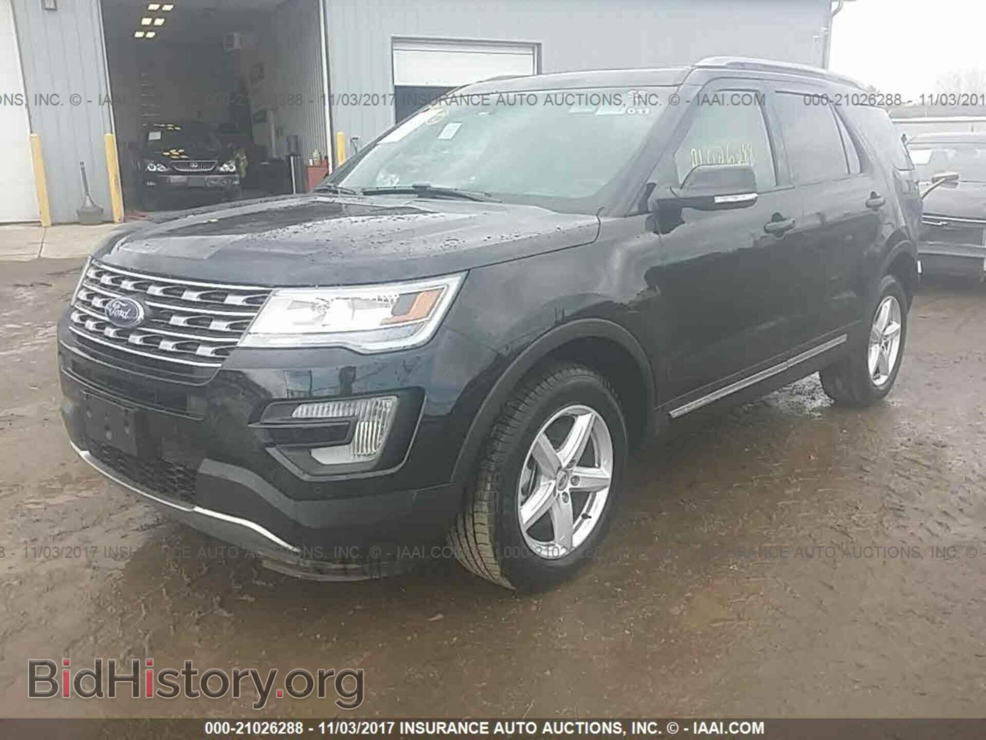 2017 Ford Explorer - VIN: 1FM5K8D83HGD37730 - Фото 2