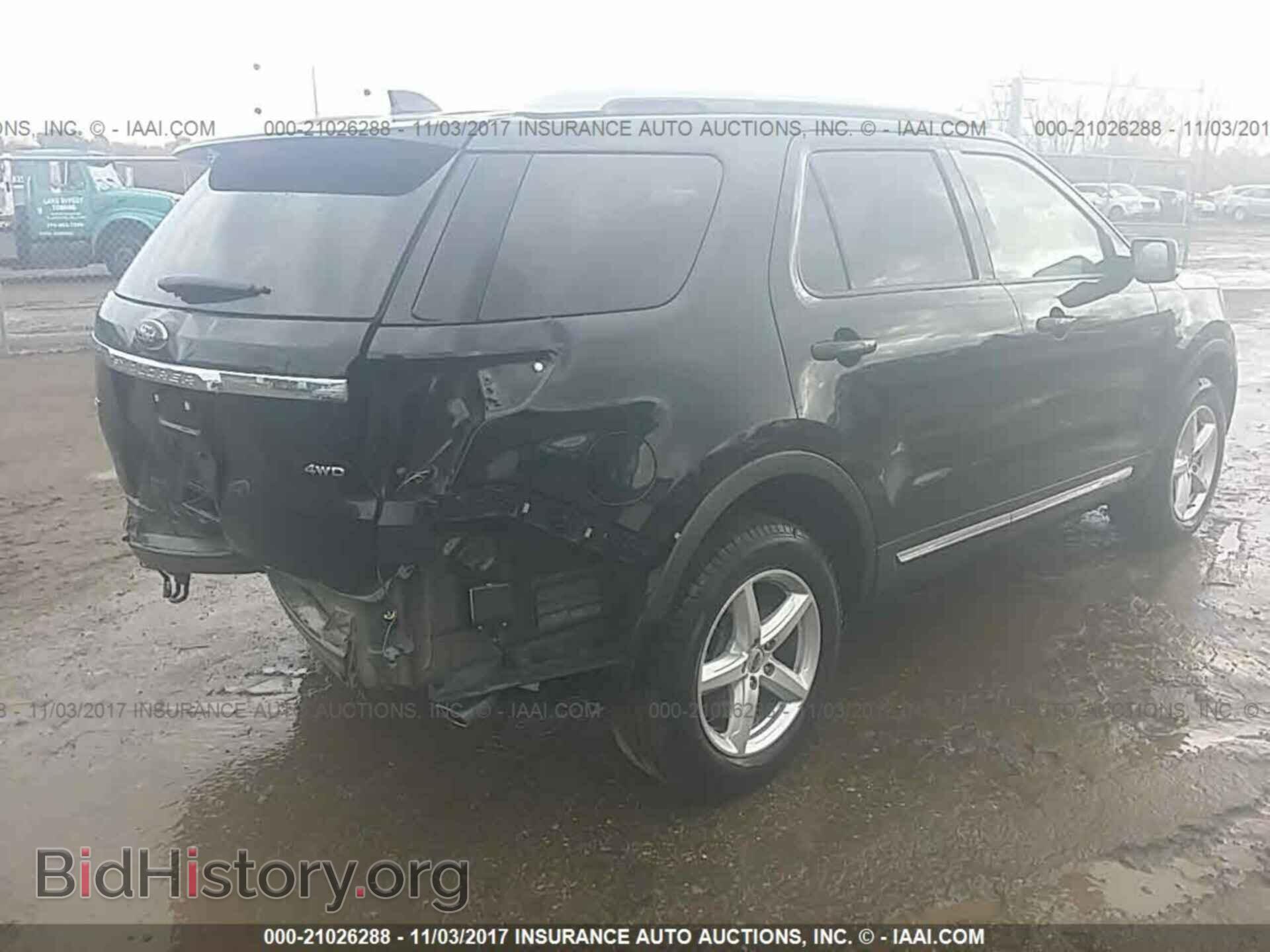 2017 Ford Explorer - VIN: 1FM5K8D83HGD37730 - Фото 4
