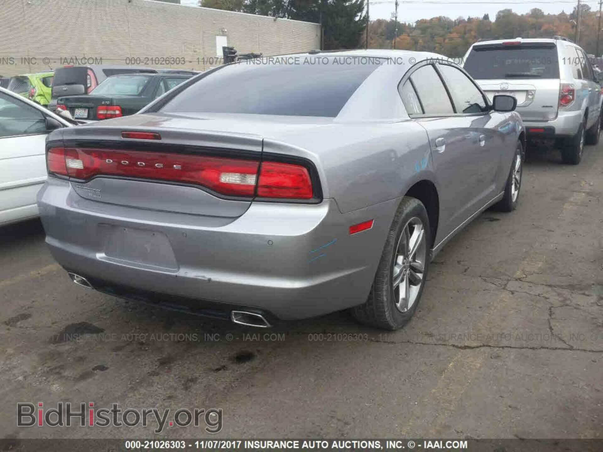 2013 Dodge Charger - VIN: 2C3CDXJG6DH717224 - Photo 4