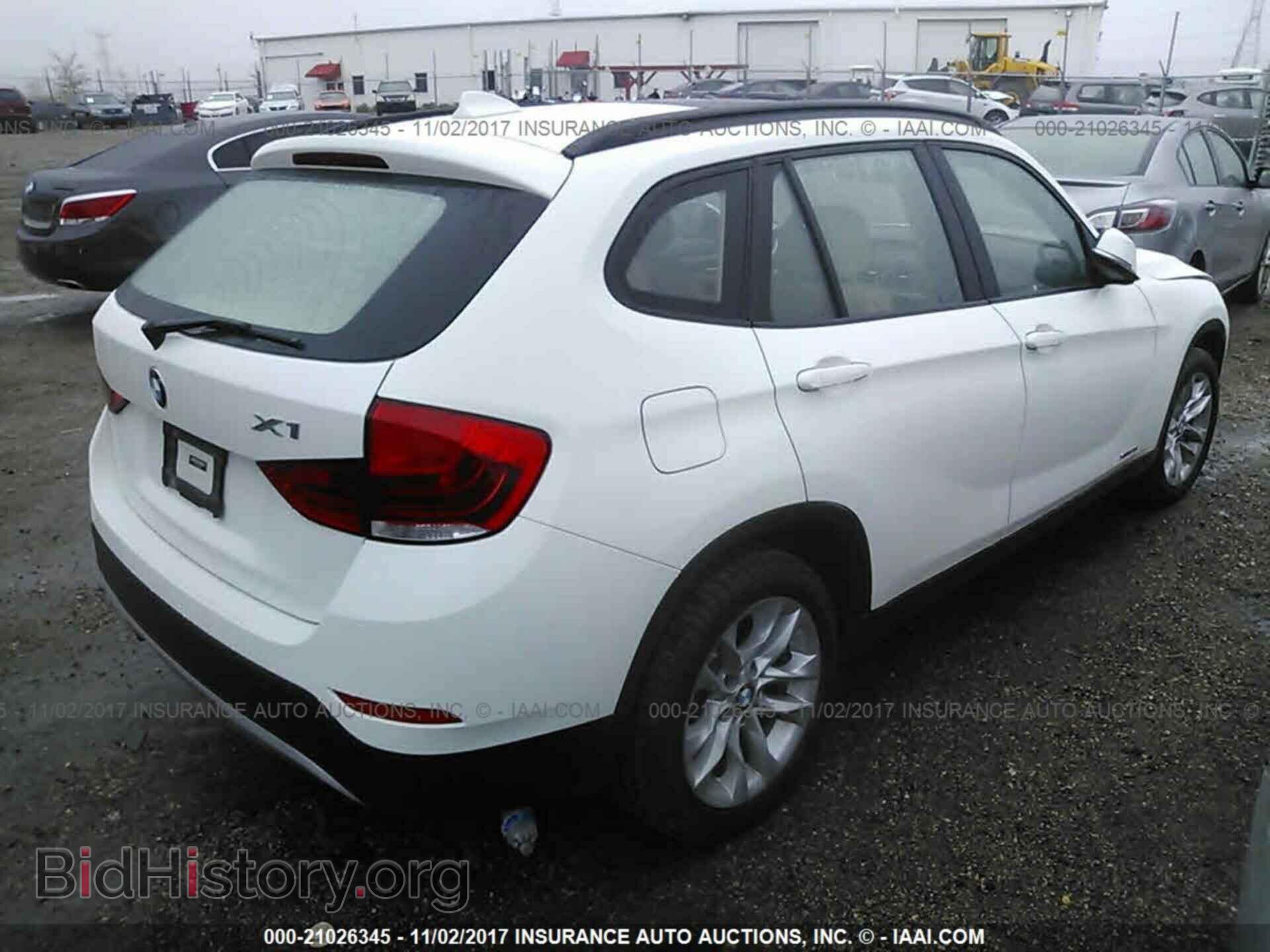 2015 Bmw X1 - VIN: WBAVL1C56FVY26824 - Фото 4
