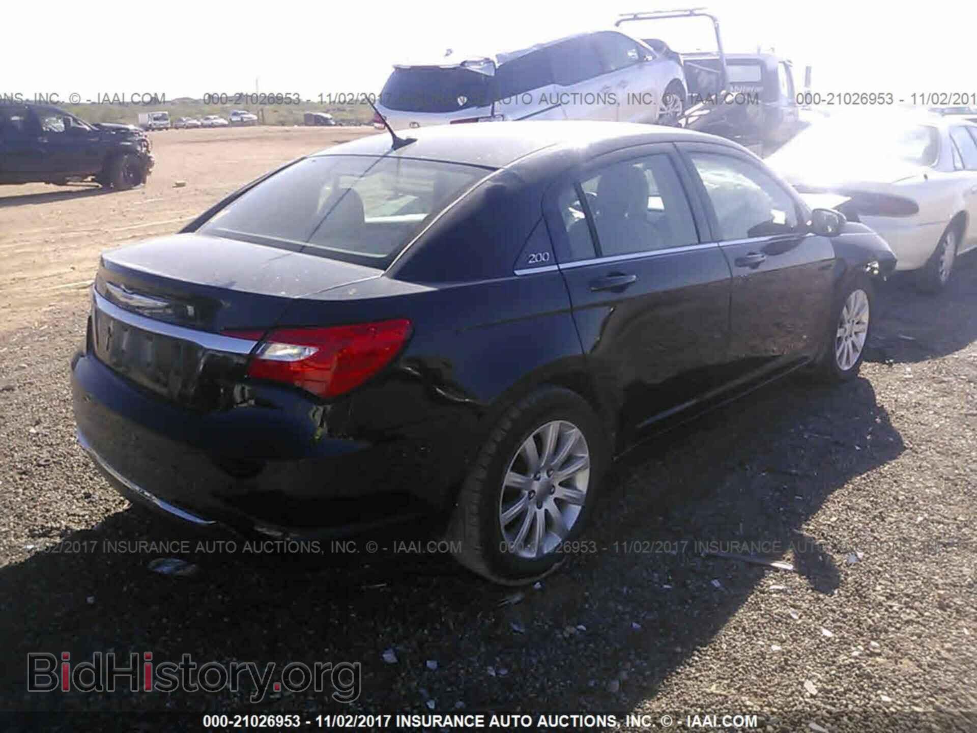 2012 Chrysler 200 - VIN: 1C3CCBBG0CN164452 - Фото 4