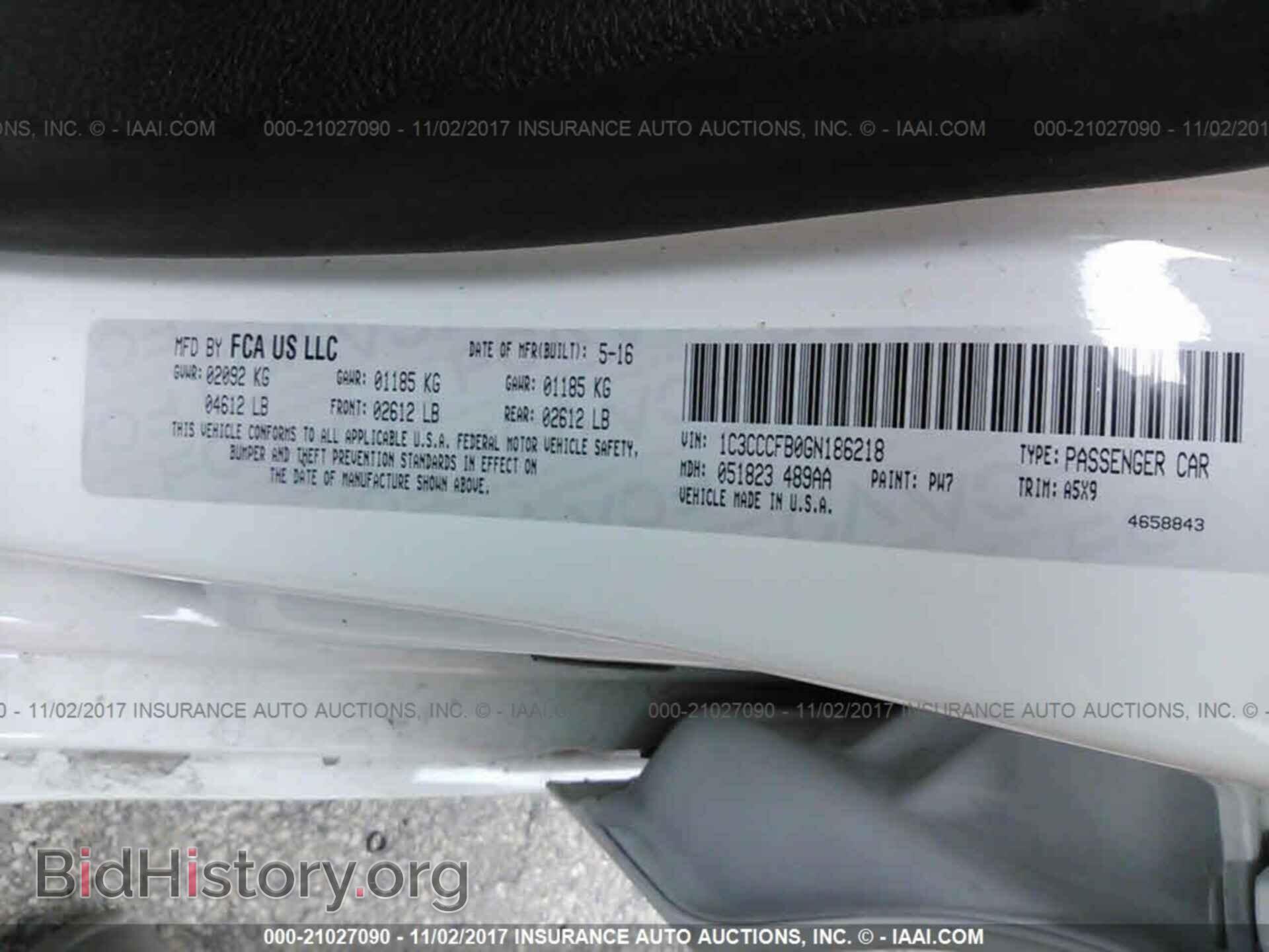 2016 Chrysler 200 - VIN: 1C3CCCFB0GN186218 - Фото 9