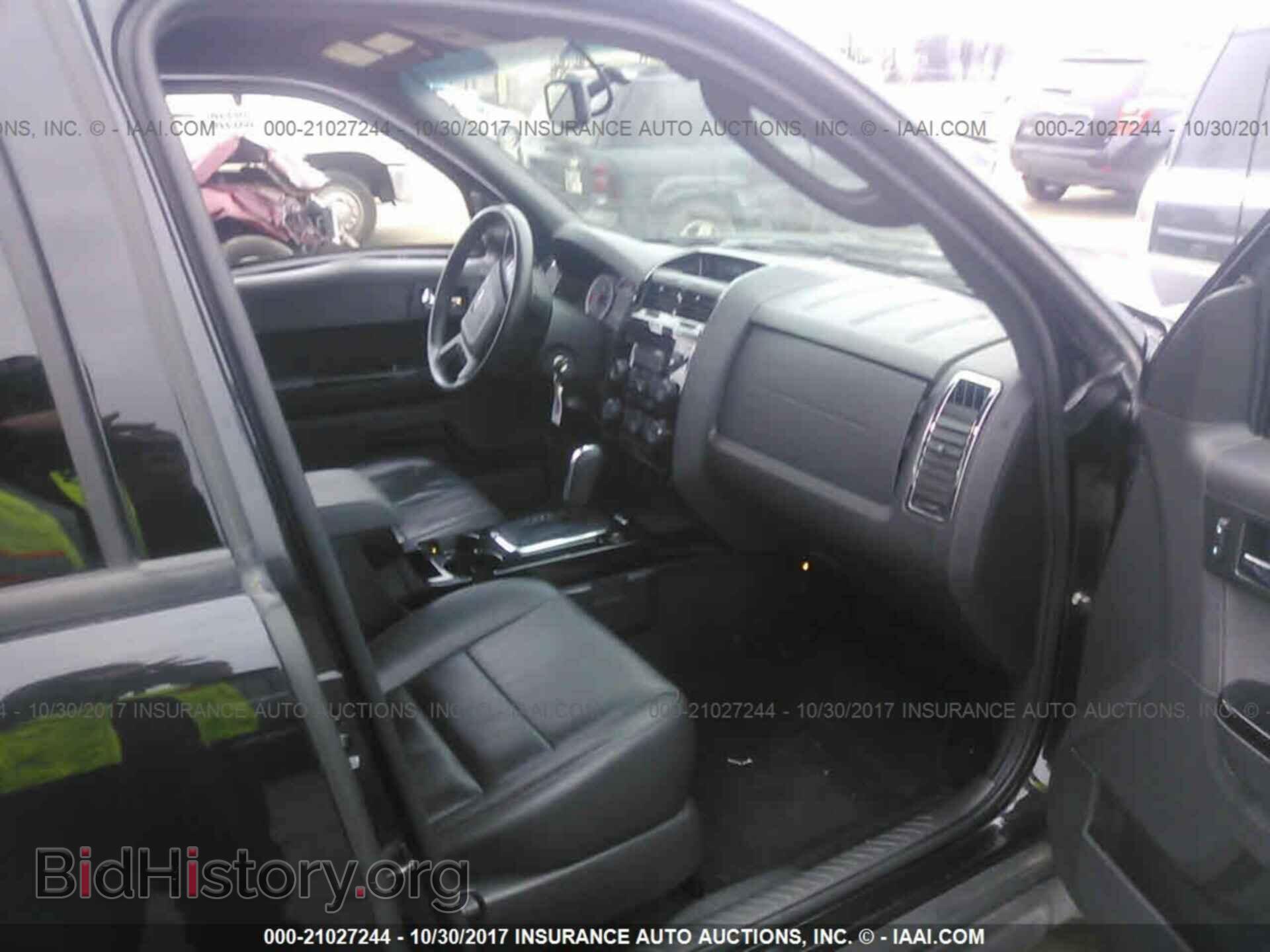 2011 Ford Escape - VIN: 1FMCU0EG1BKC03554 - Фото 5