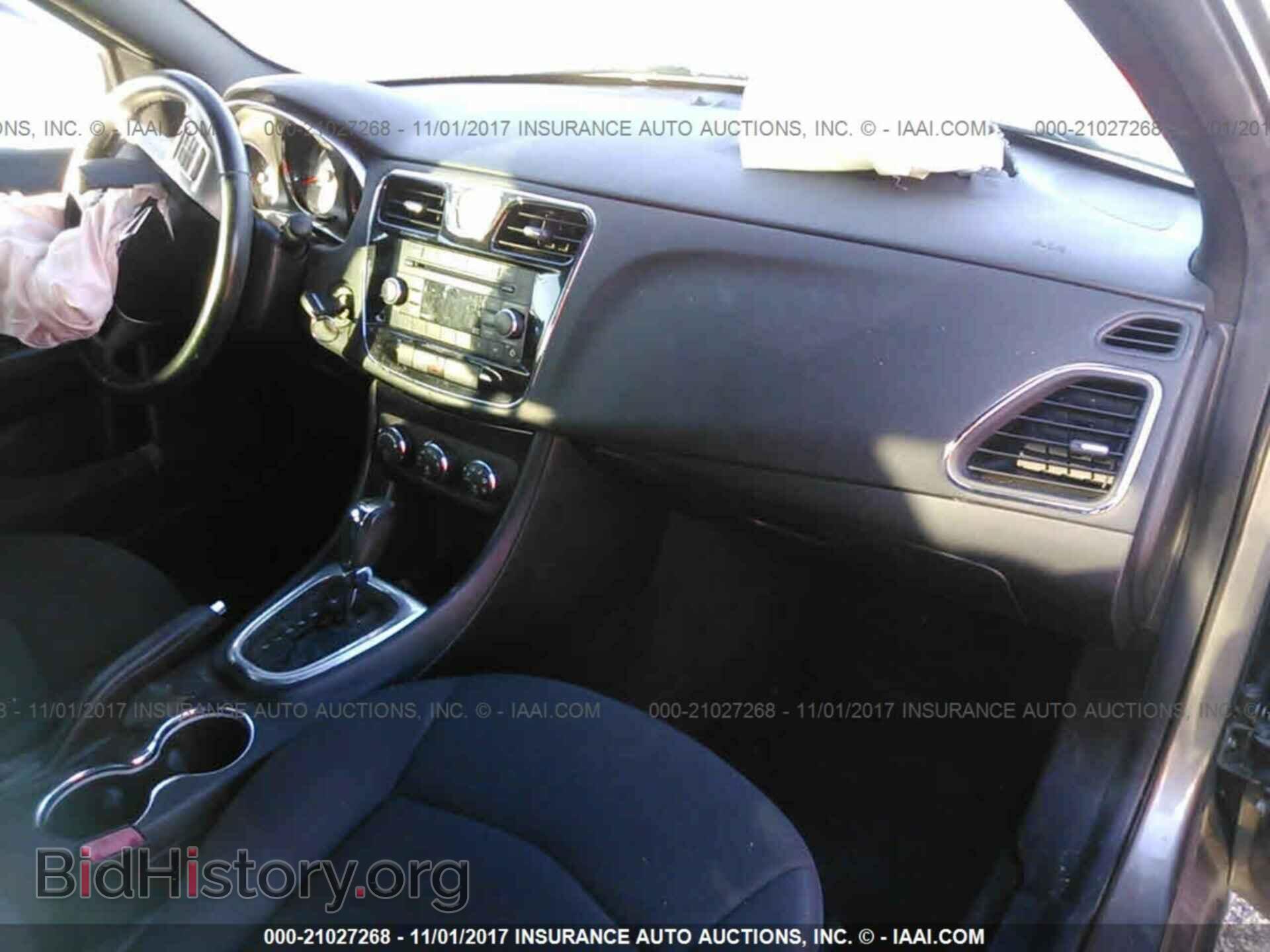 2013 Chrysler 200 - VIN: 1C3CCBBB5DN639549 - Photo 5