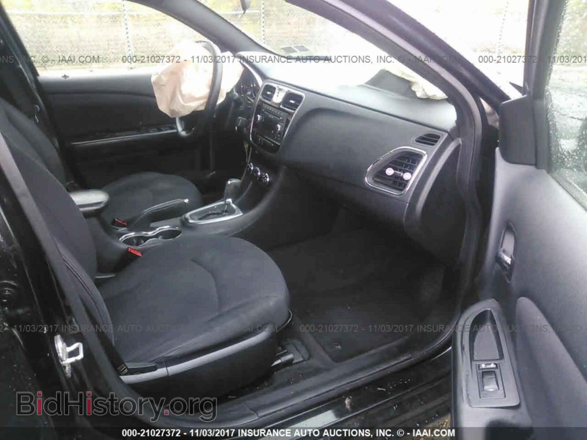 2013 Chrysler 200 - VIN: 1C3CCBAB1DN734224 - Фото 5