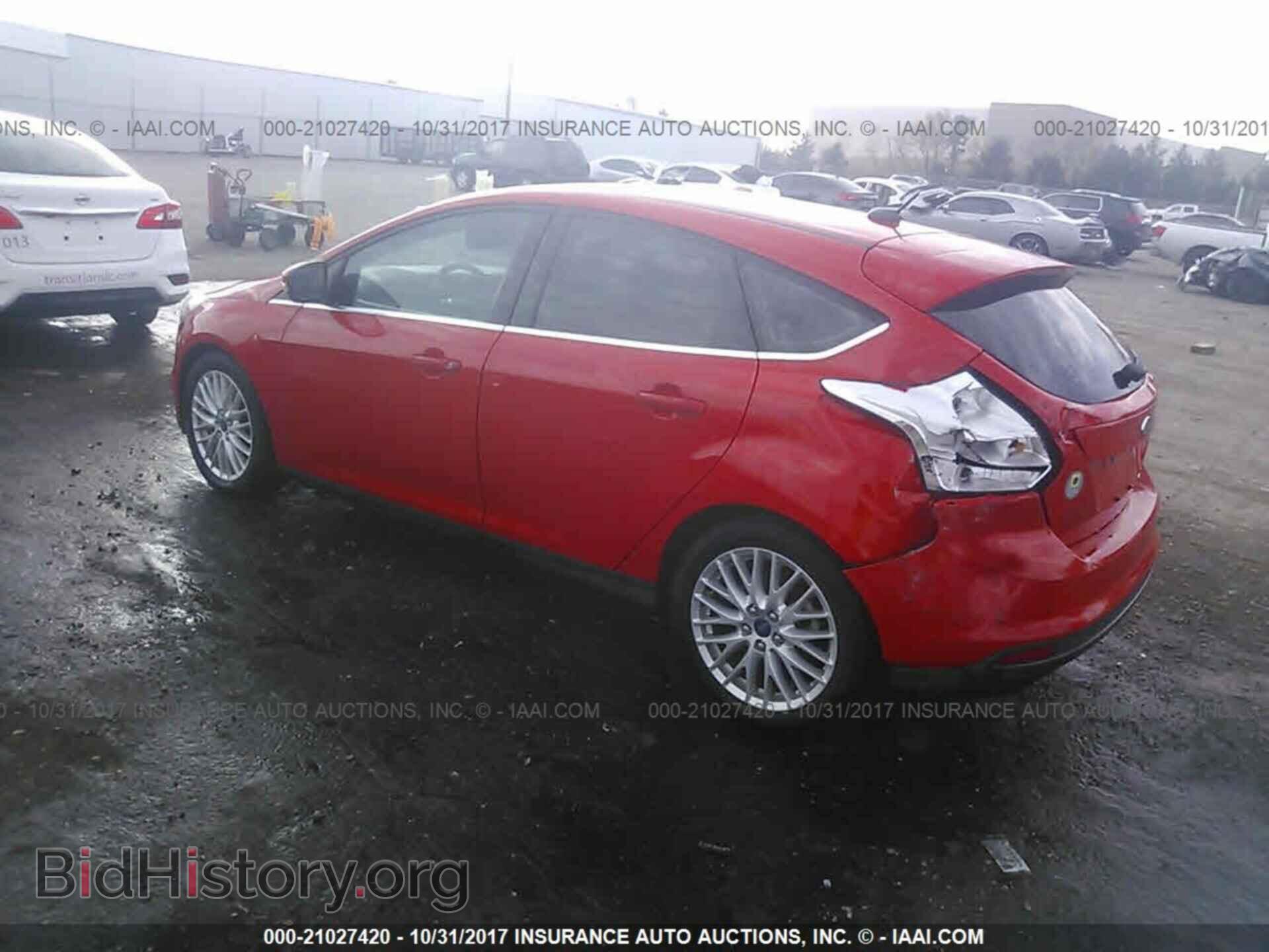 2012 Ford Focus - VIN: 1FAHP3M28CL462231 - Photo 3